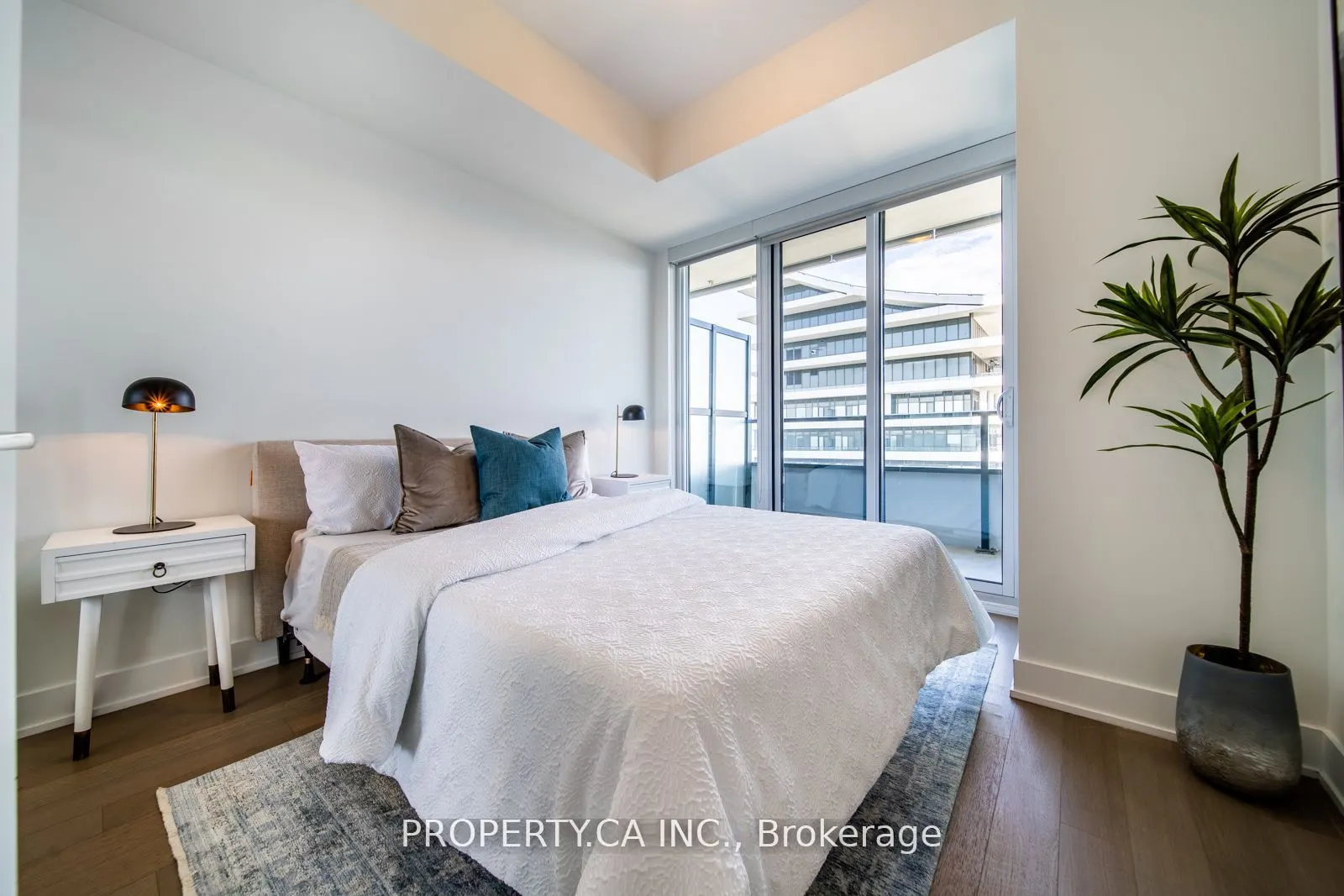 30 Shore Breeze Drive, #4909