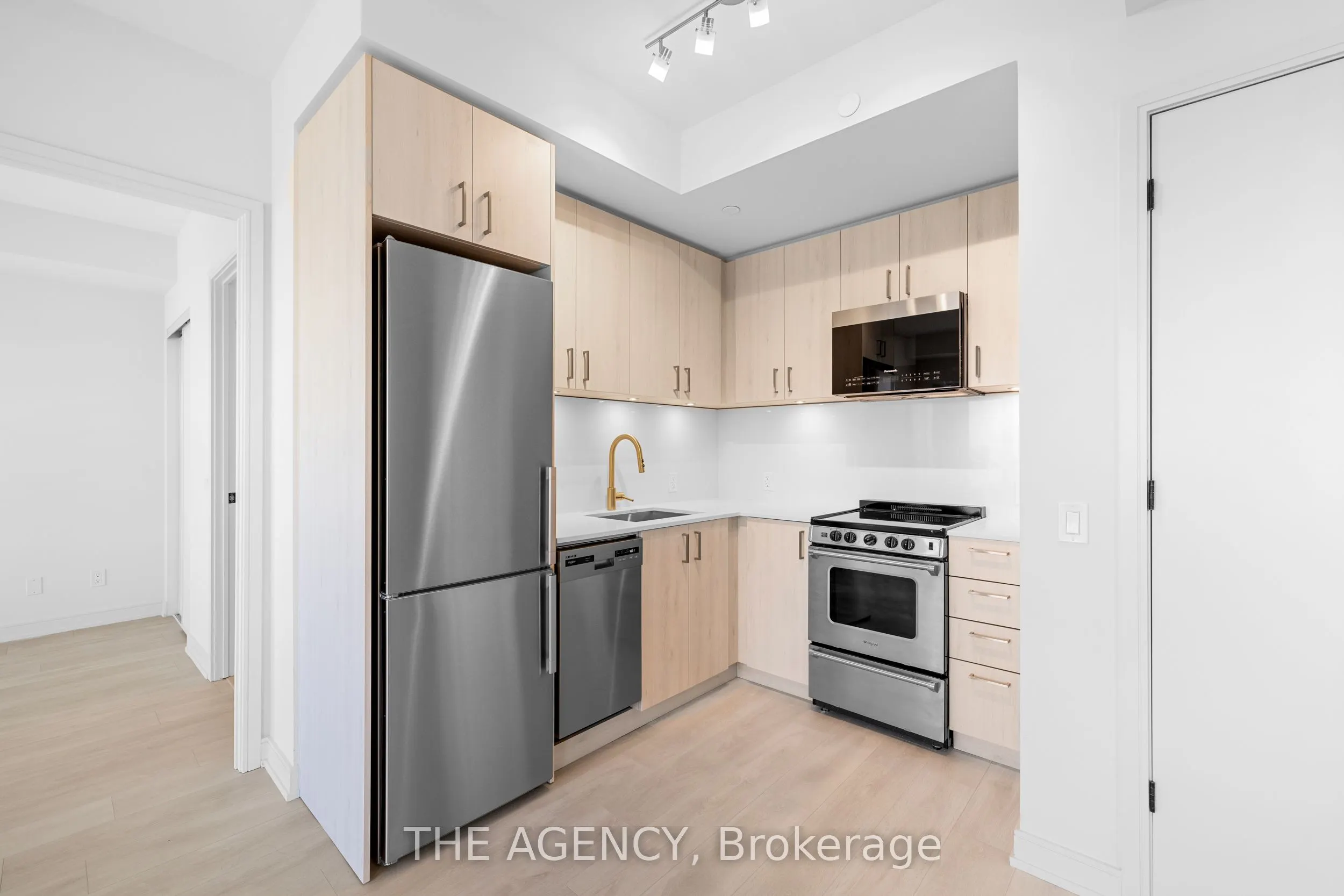 8010 DERRY Road, #1009