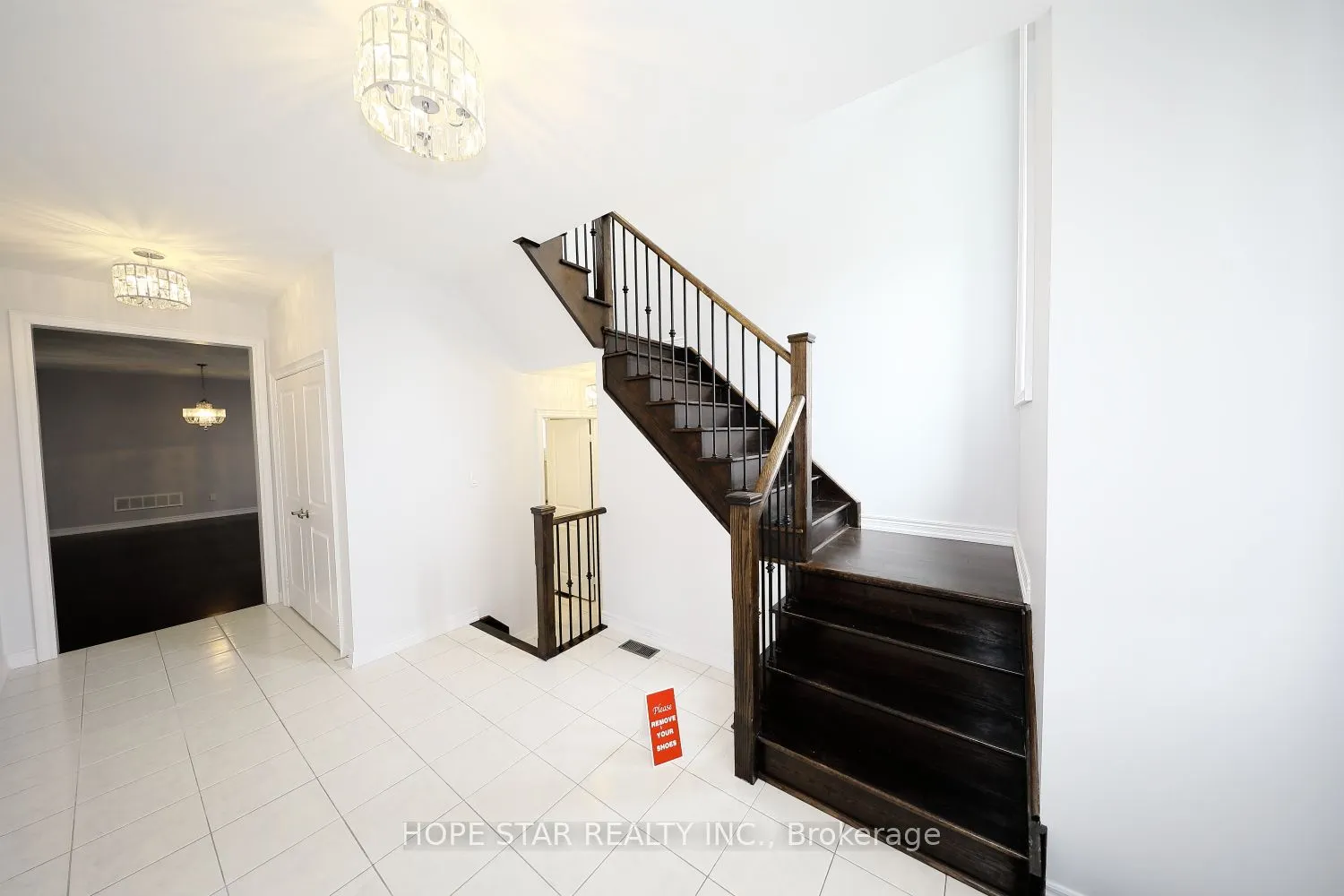 23 Argelia Crescent