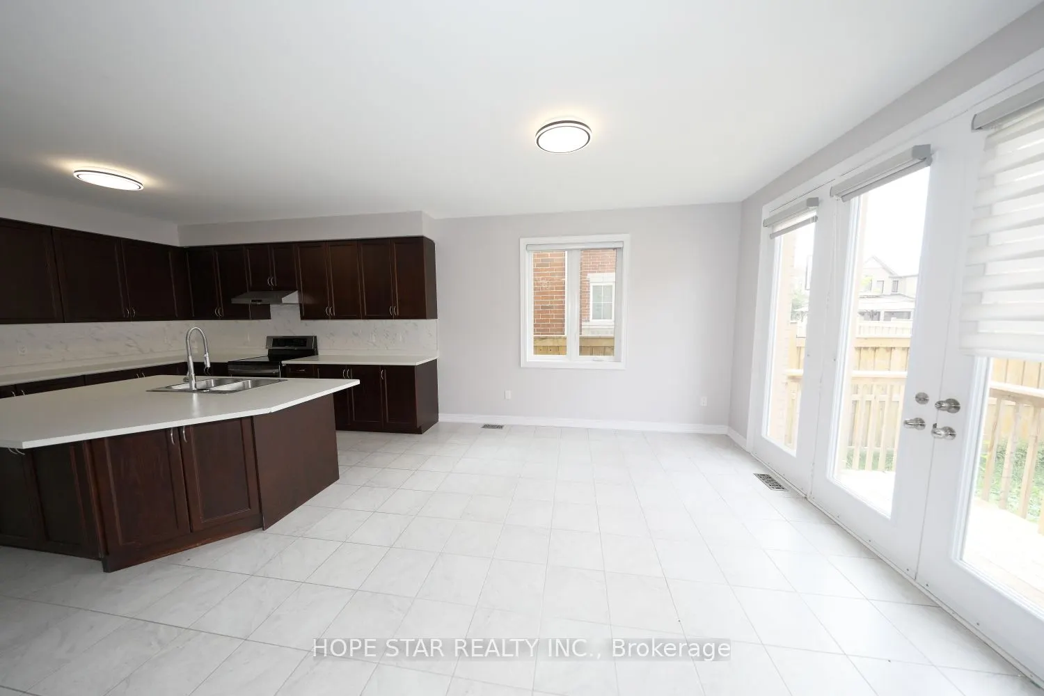23 Argelia Crescent