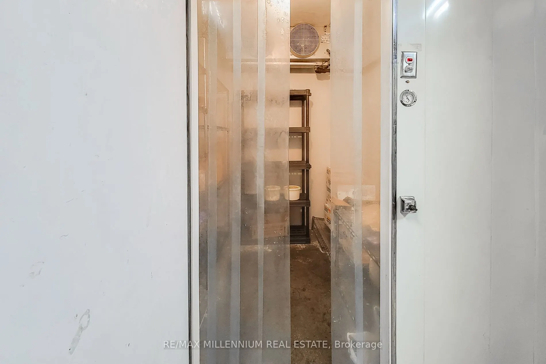 2121 Dundas Street E, #1