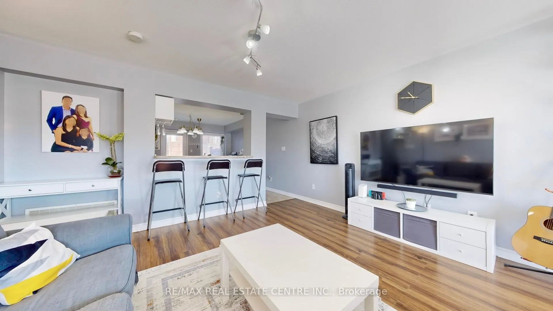 3335 Thomas Street, #5