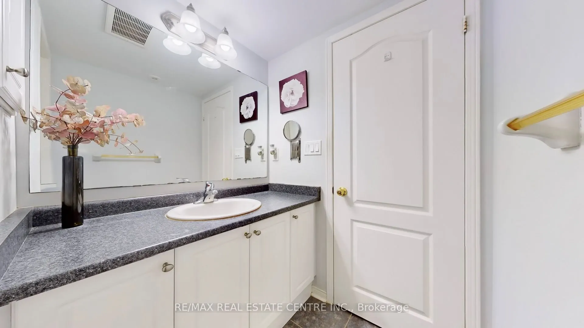3335 Thomas Street, #5