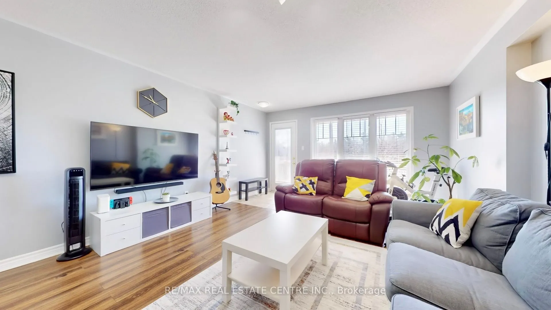 3335 Thomas Street, #5