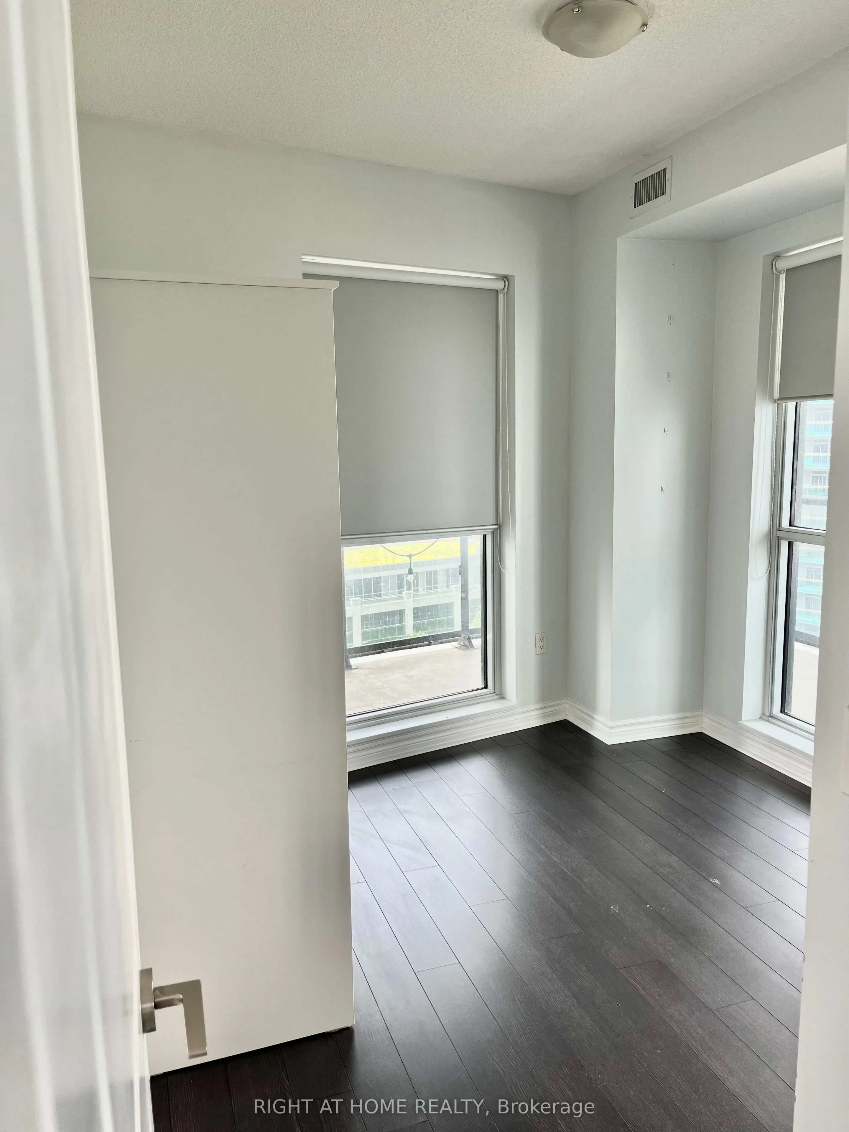 39 Annie Craig Drive, #1107