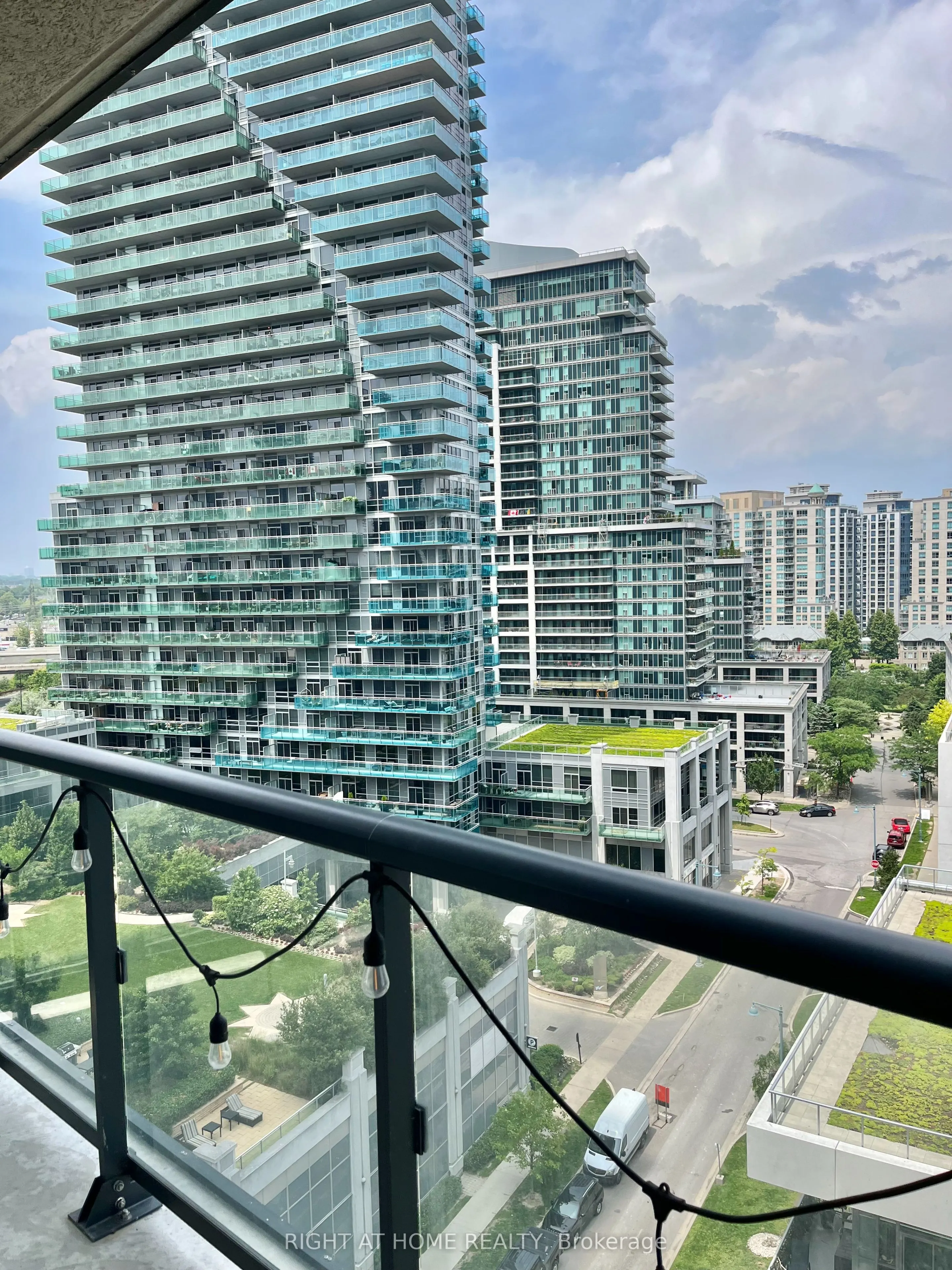 39 Annie Craig Drive, #1107