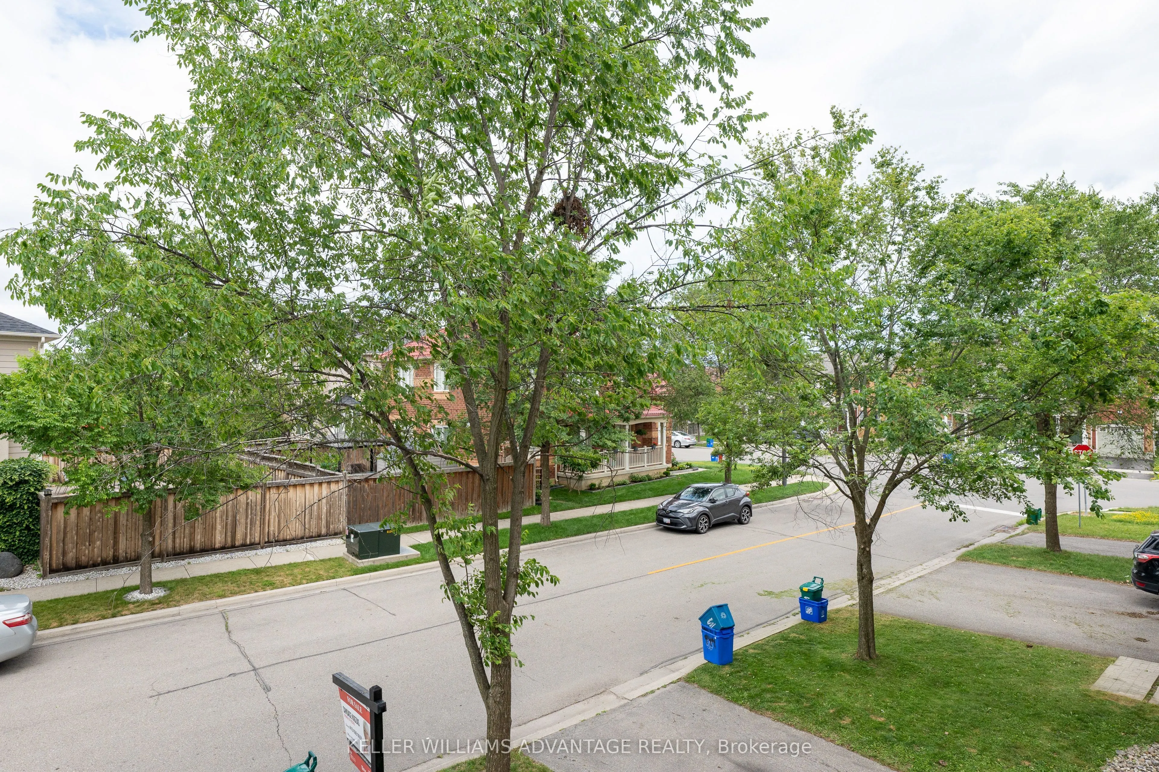 942 Burgess Gardens