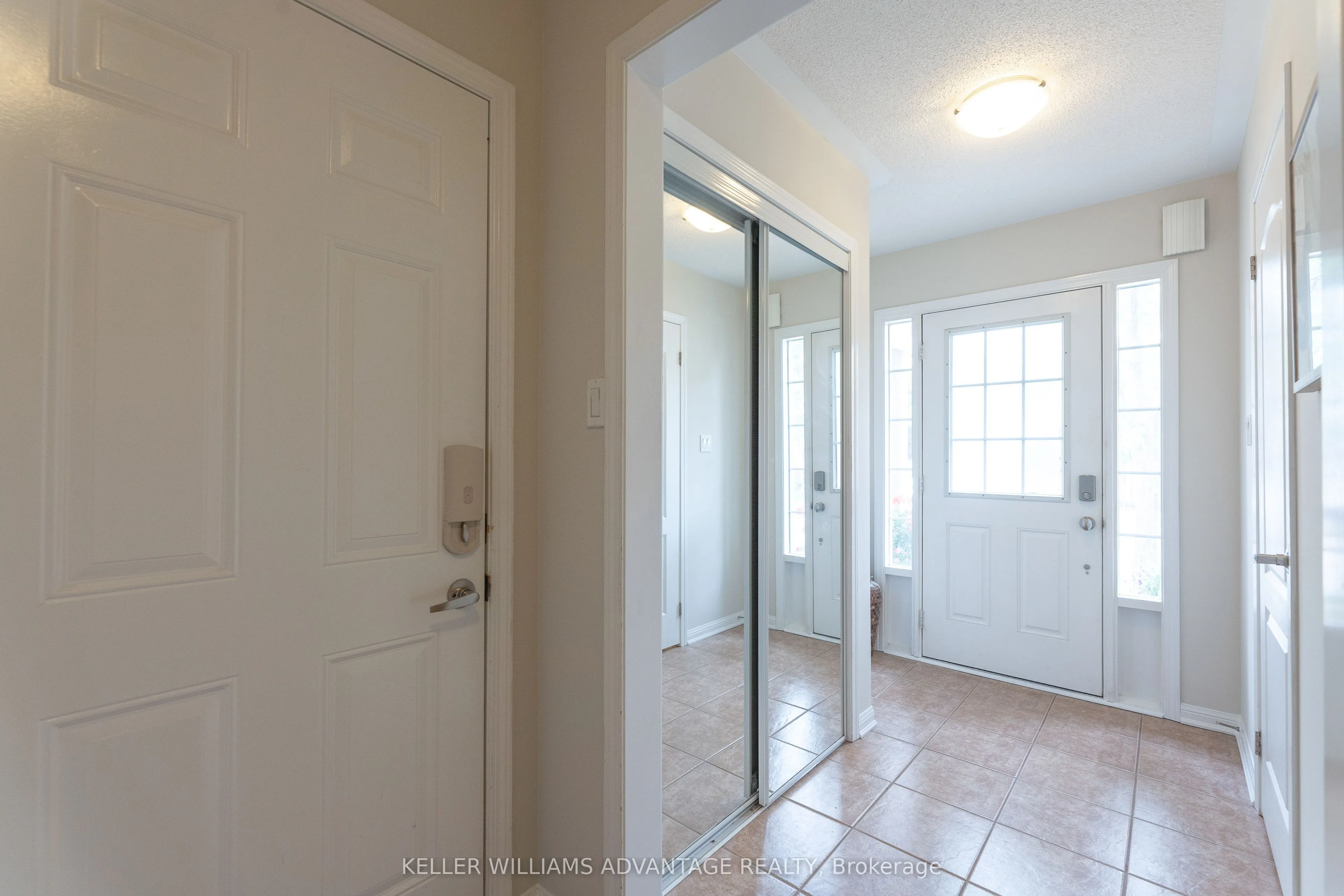 942 Burgess Gardens