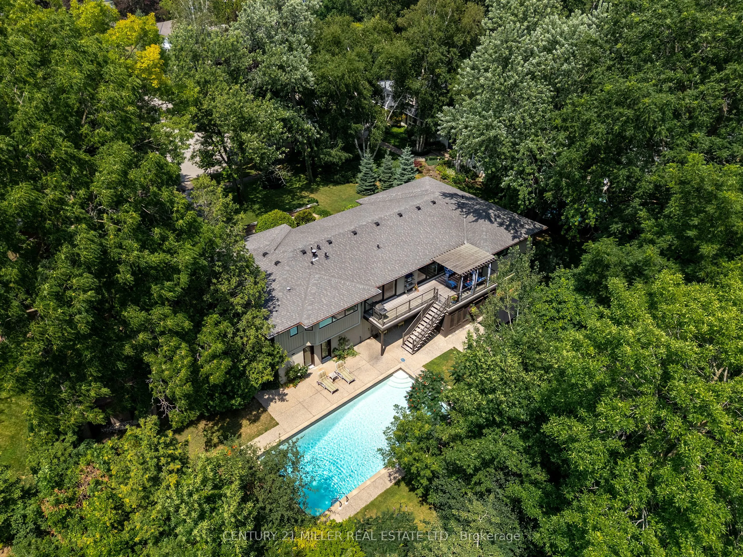 686 Nautalex Court