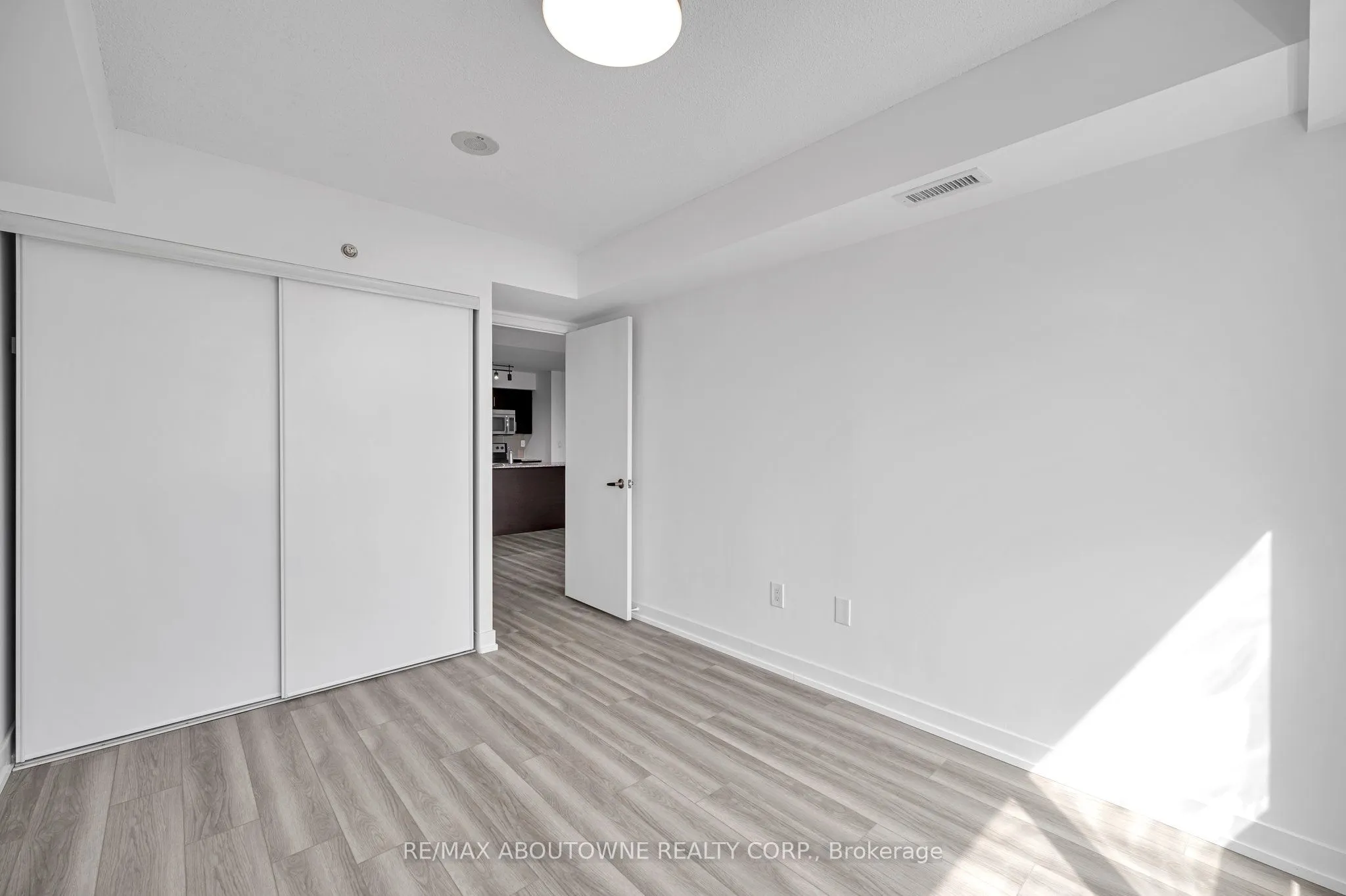 1410 Dupont Street, #1105