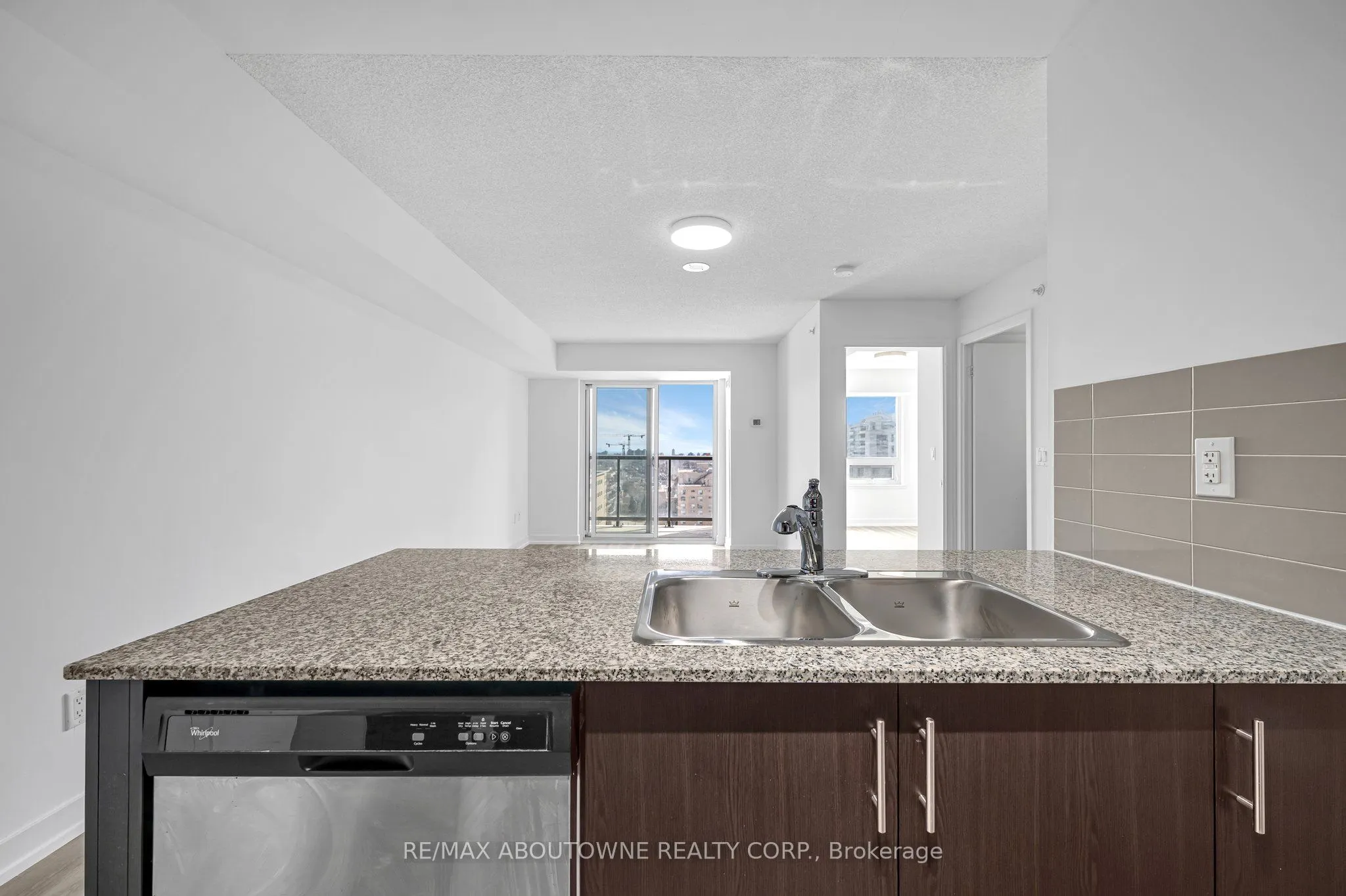 1410 Dupont Street, #1105