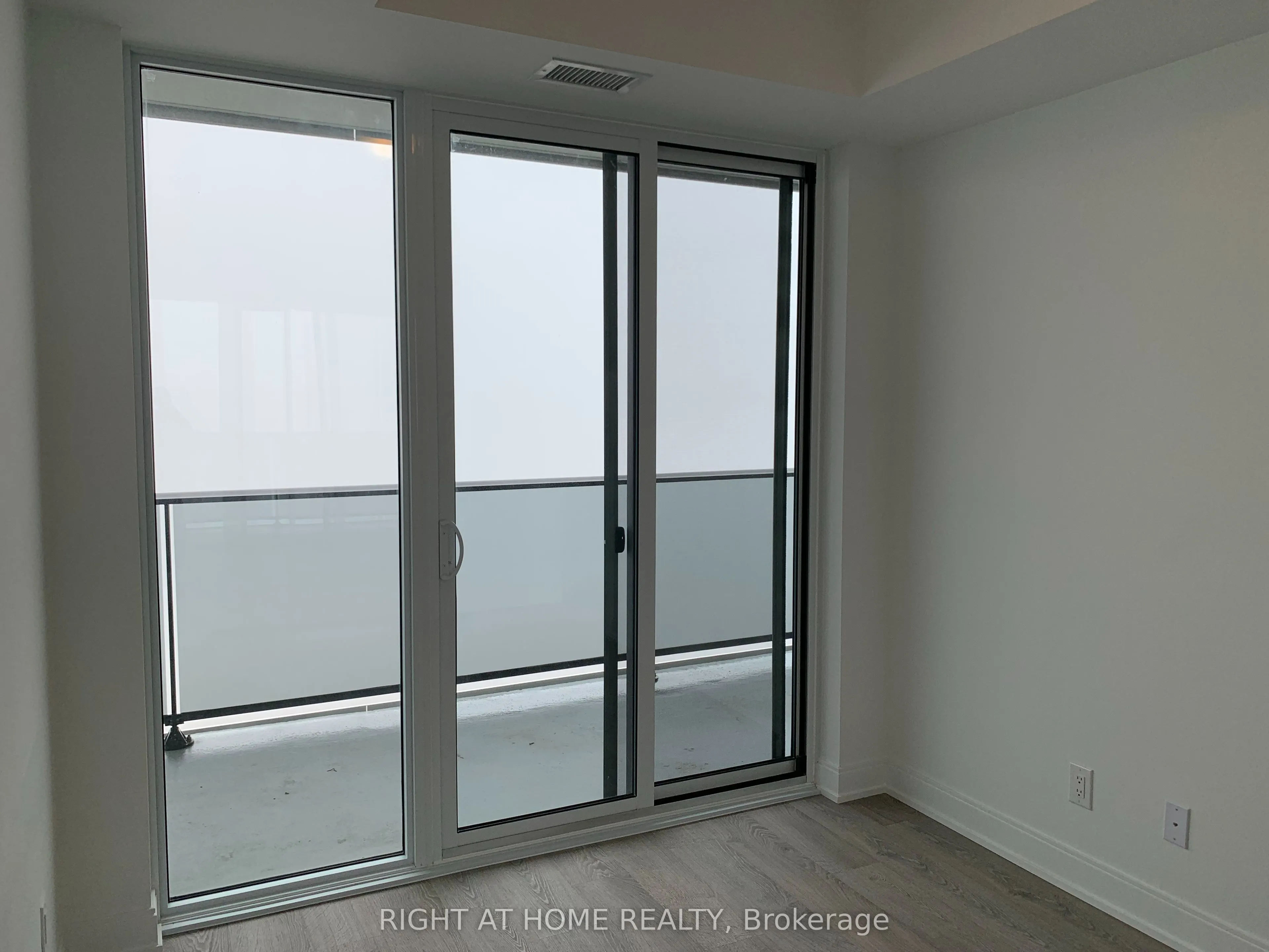 70 ANNIE CRAIG Drive, #2601