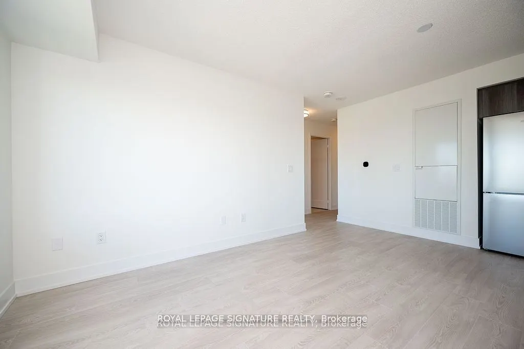 10 Eva Road, #1504