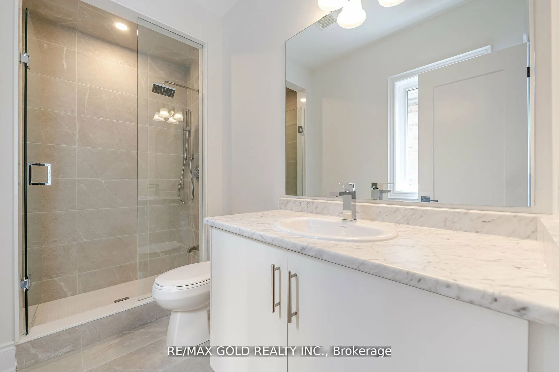 80 Raspberry Ridge Avenue