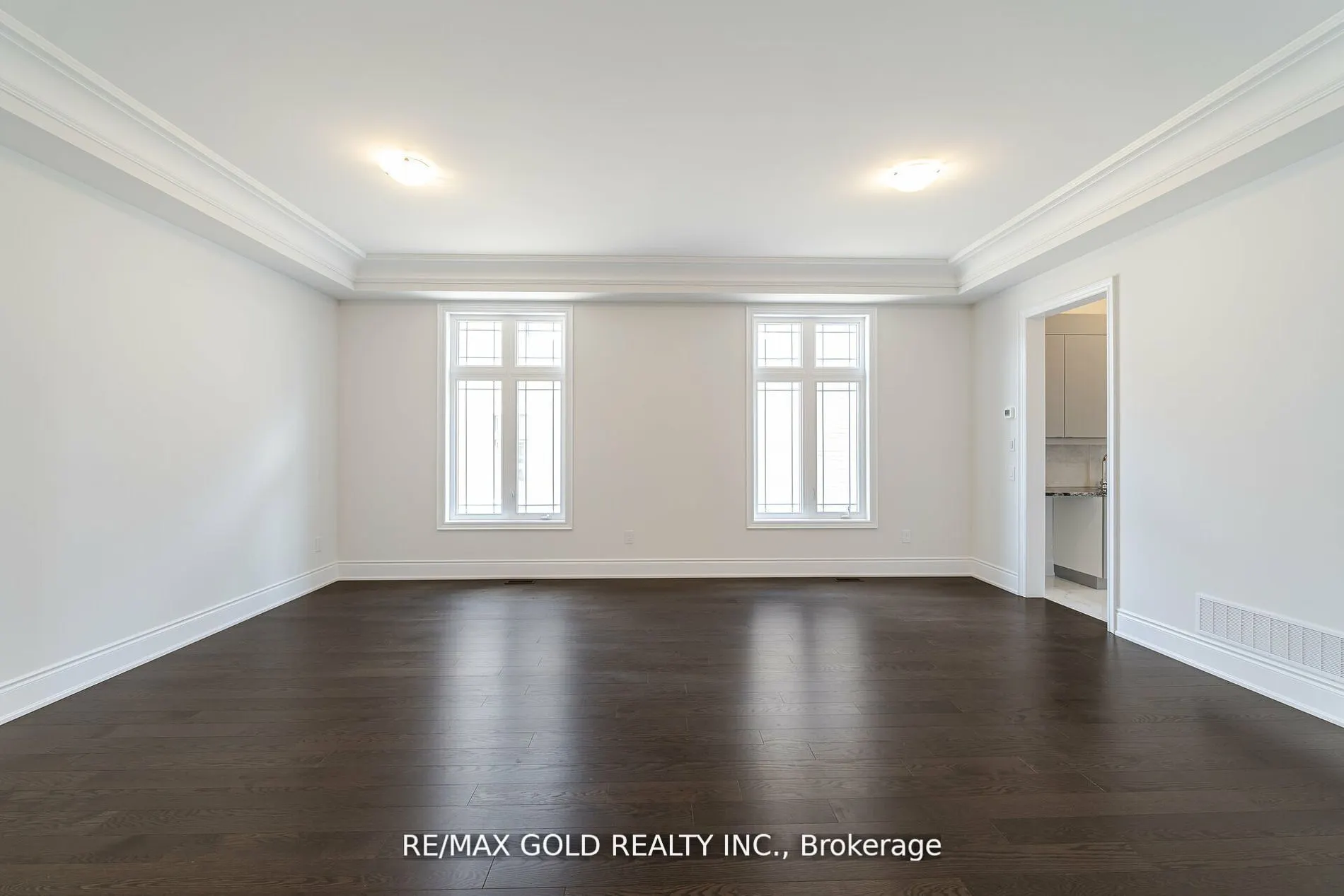 80 Raspberry Ridge Avenue
