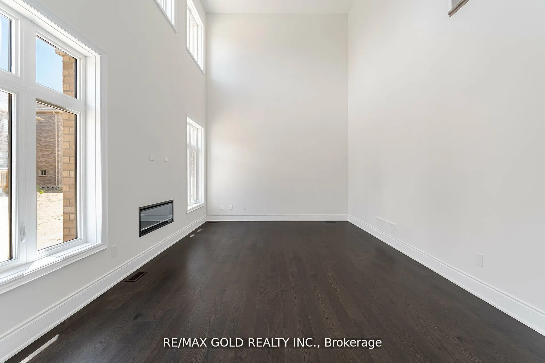80 Raspberry Ridge Avenue