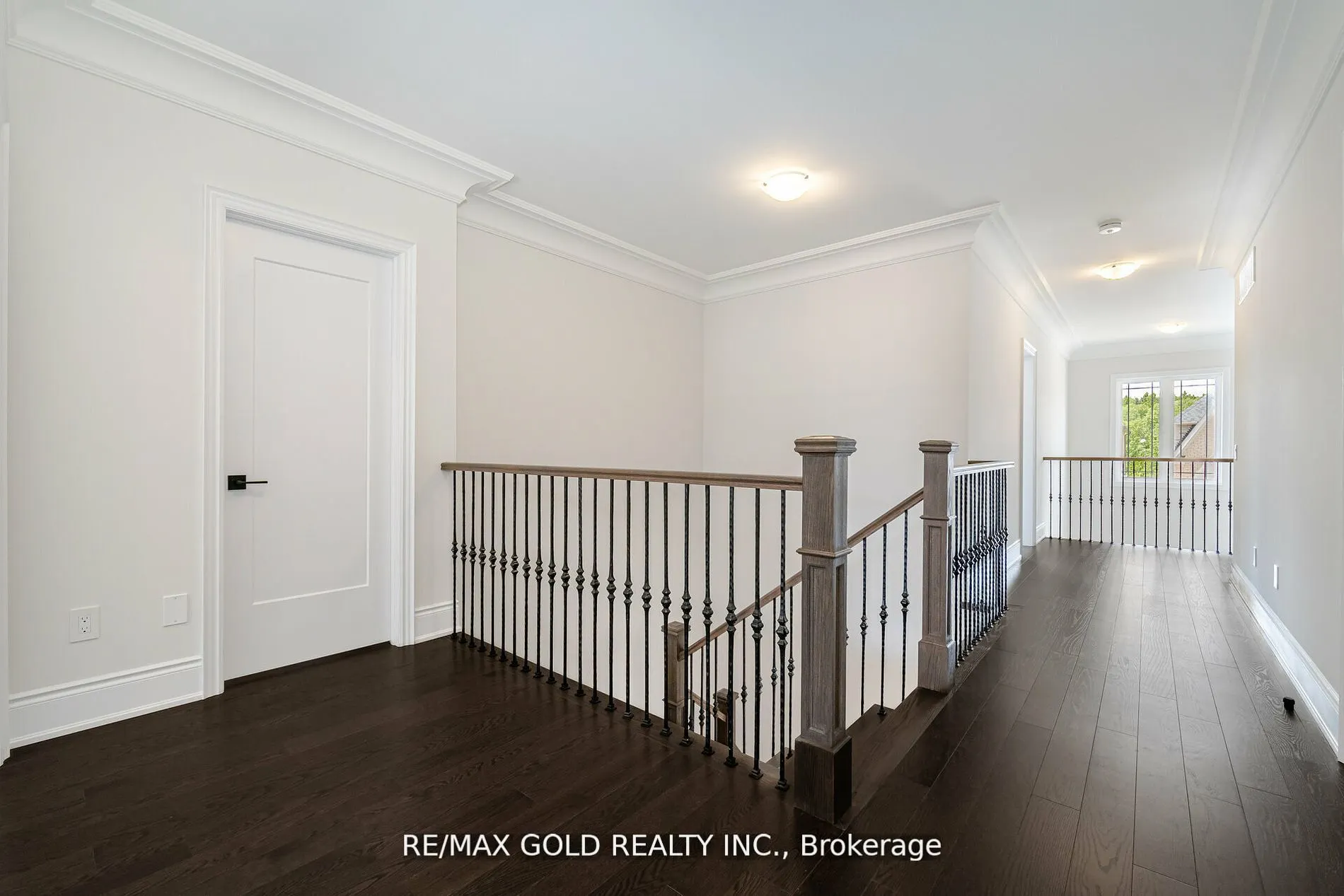 80 Raspberry Ridge Avenue