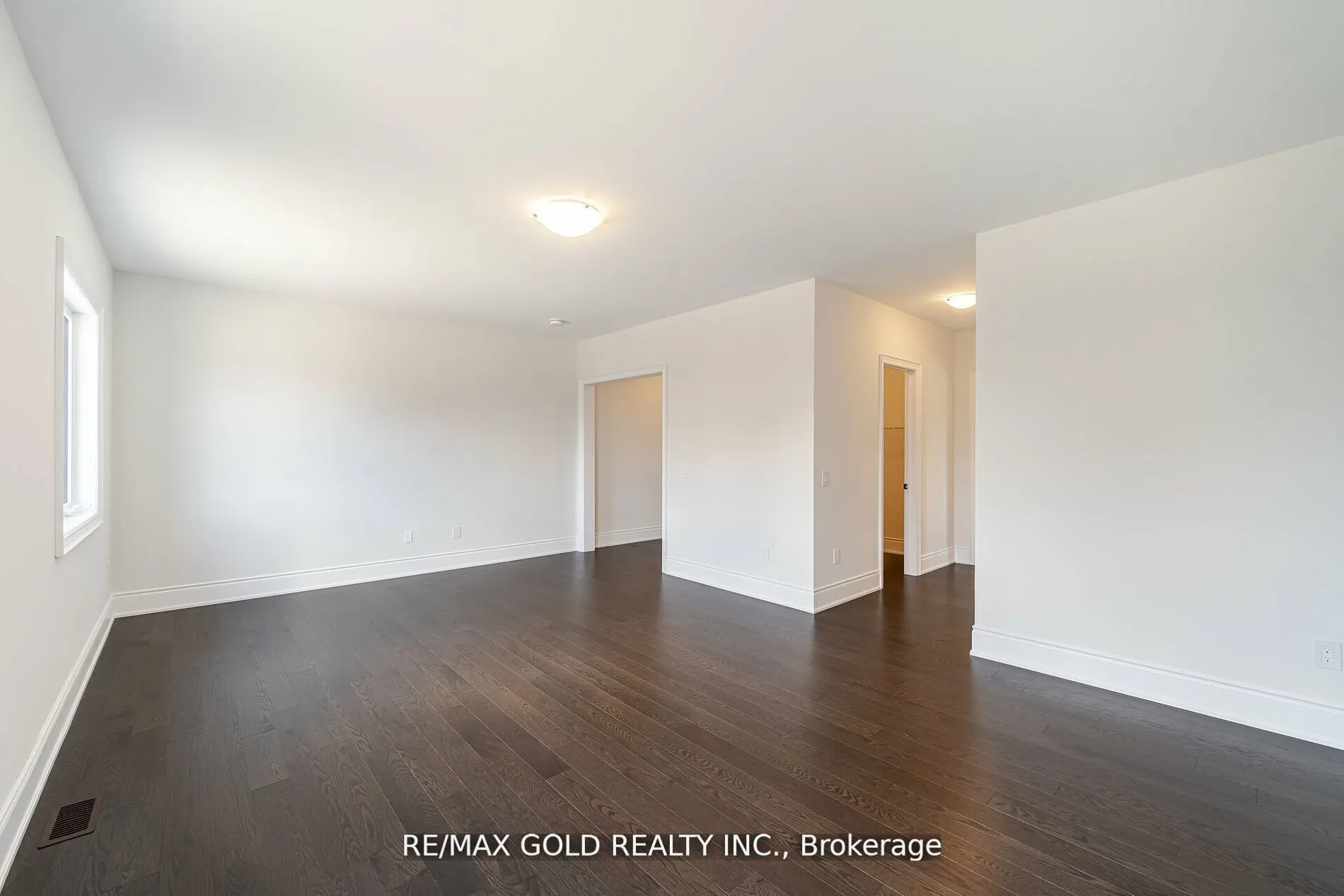 80 Raspberry Ridge Avenue