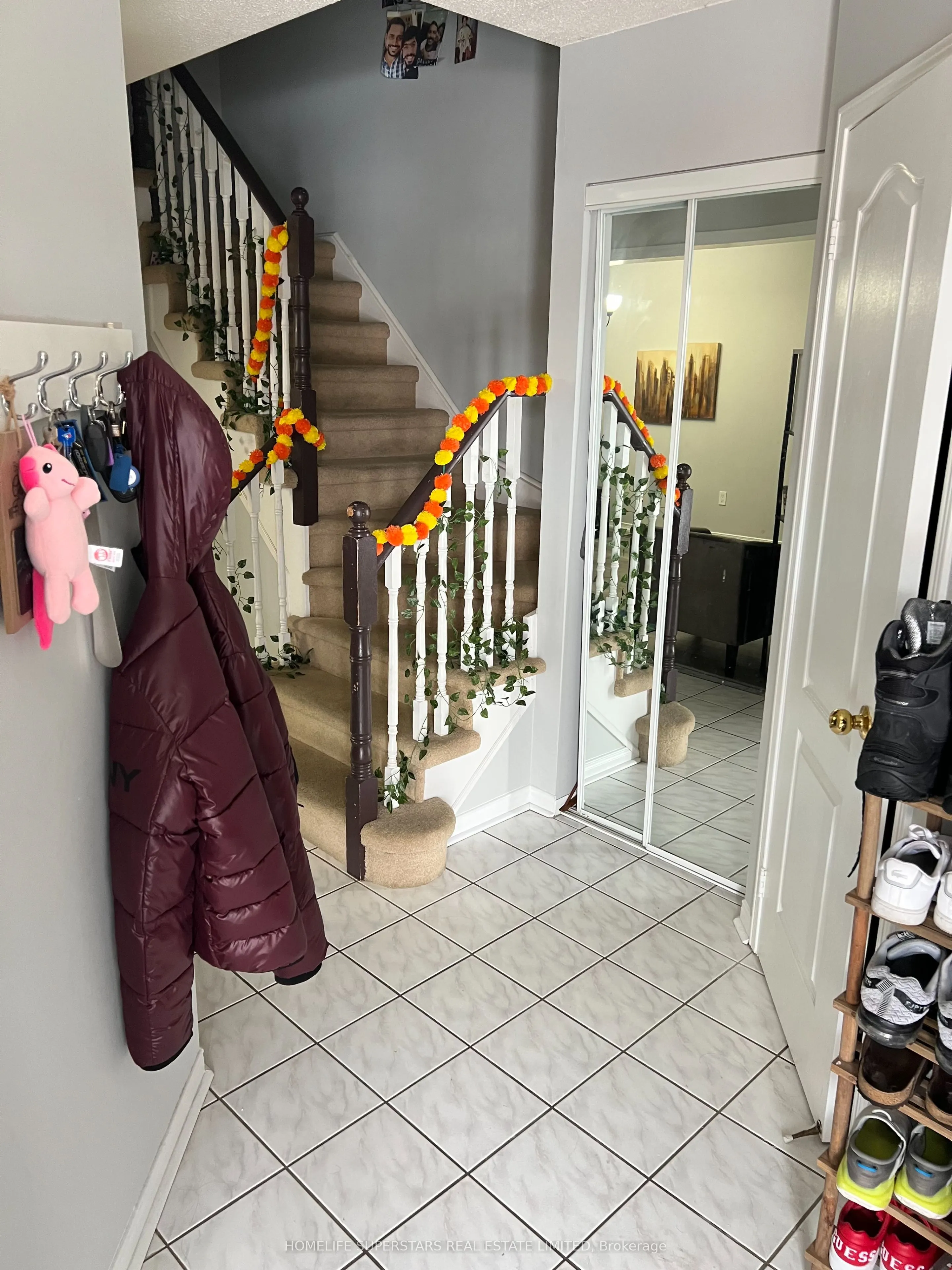 6119 Clover Ridge Crescent