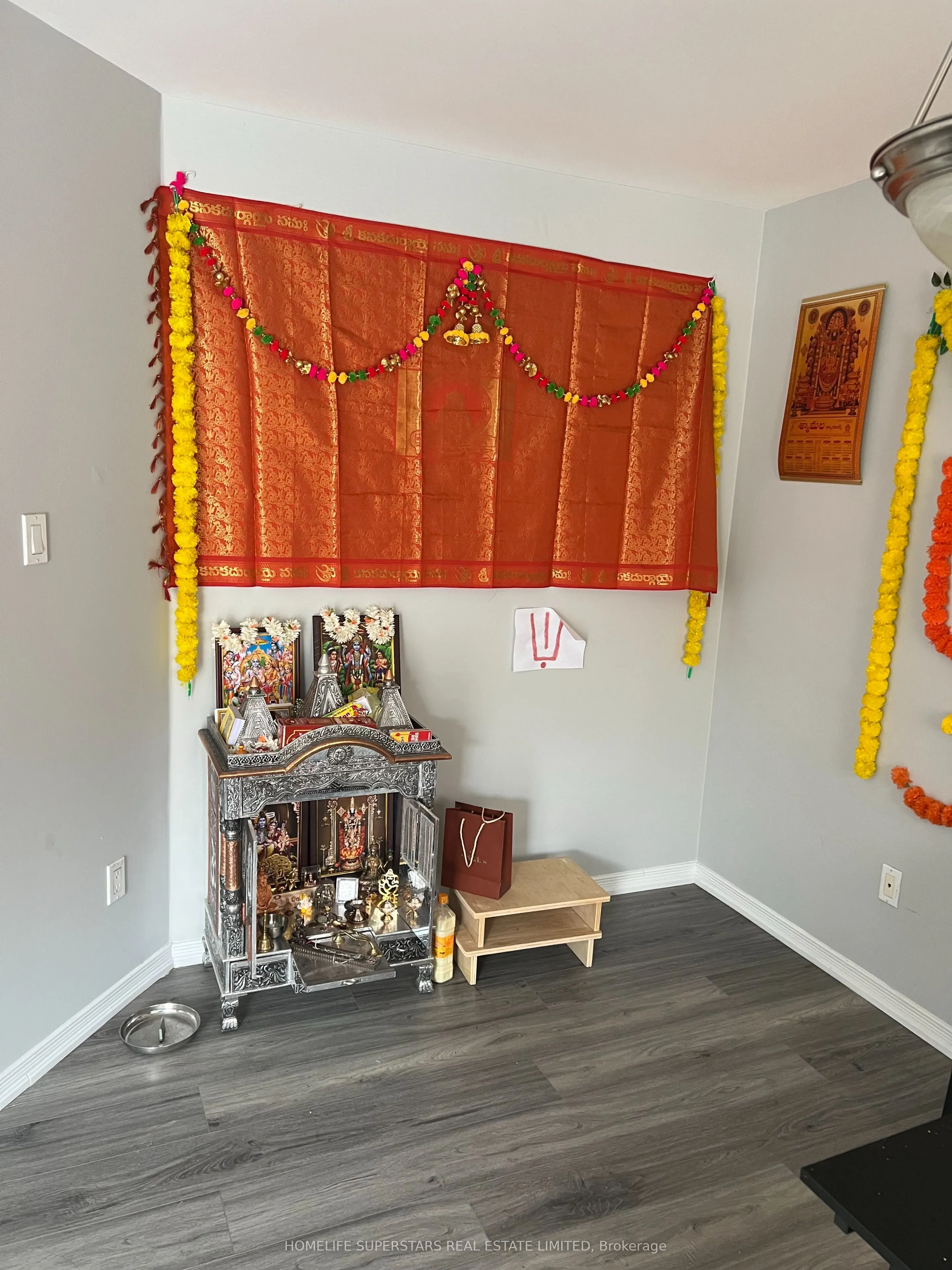 6119 Clover Ridge Crescent
