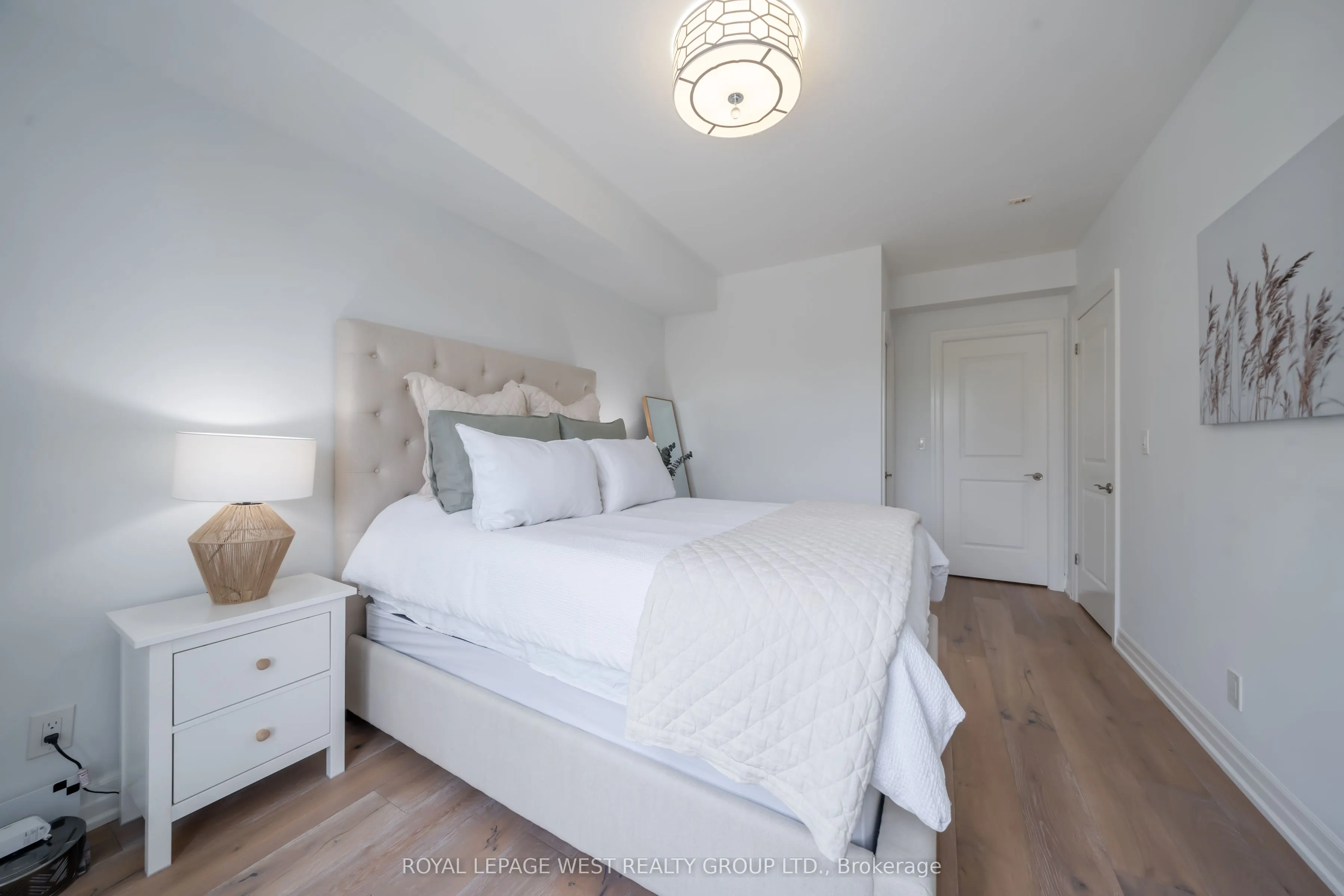 2855 Bloor Street W, #616