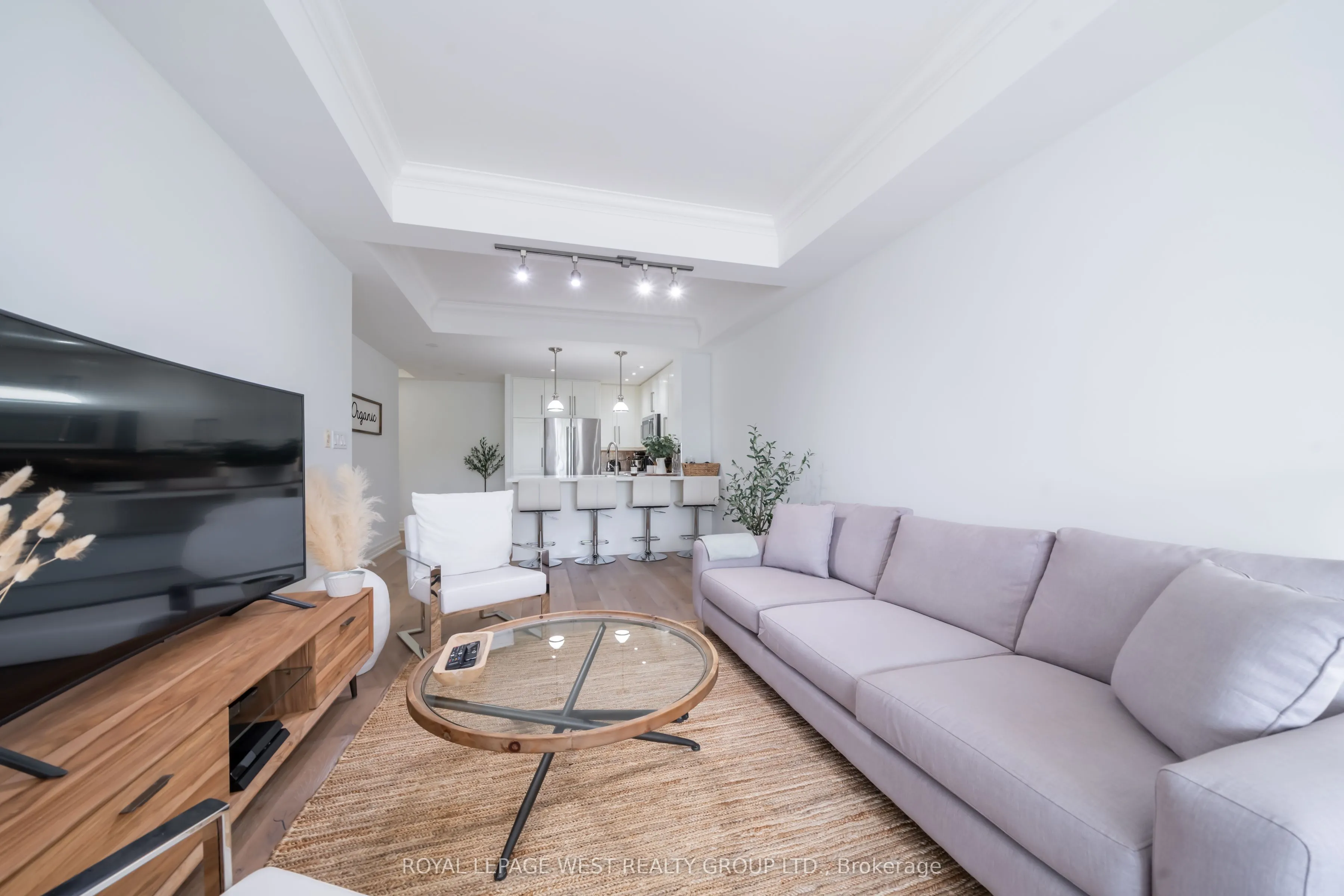2855 Bloor Street W, #616