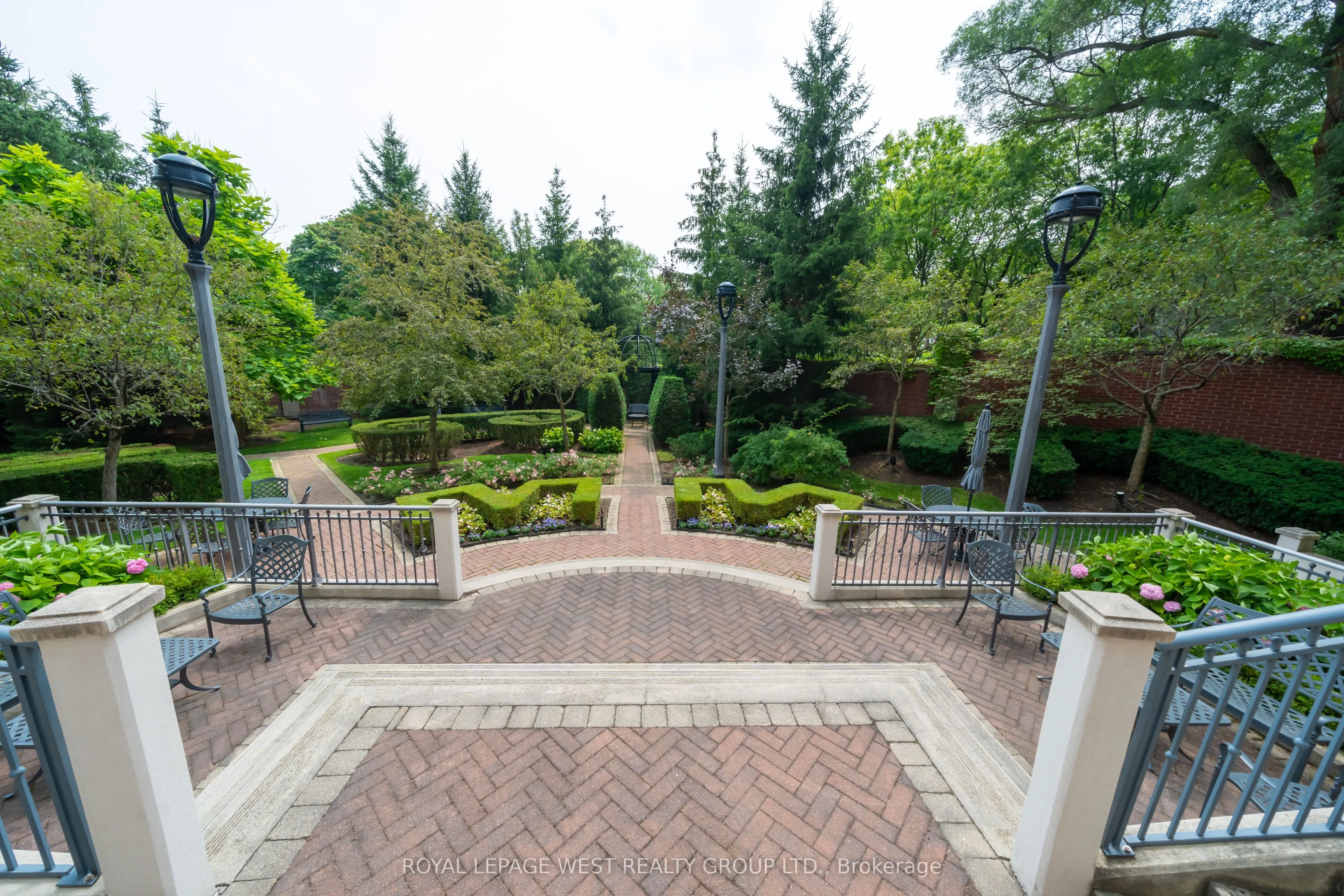 2855 Bloor Street W, #616