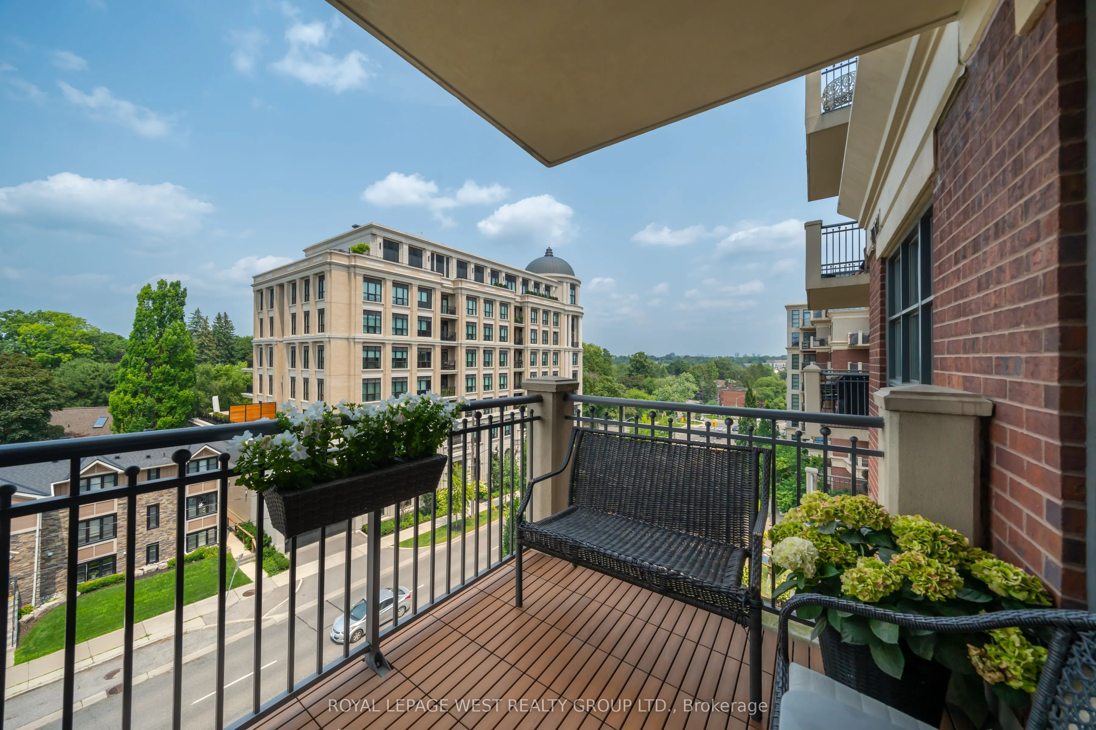 2855 Bloor Street W, #616