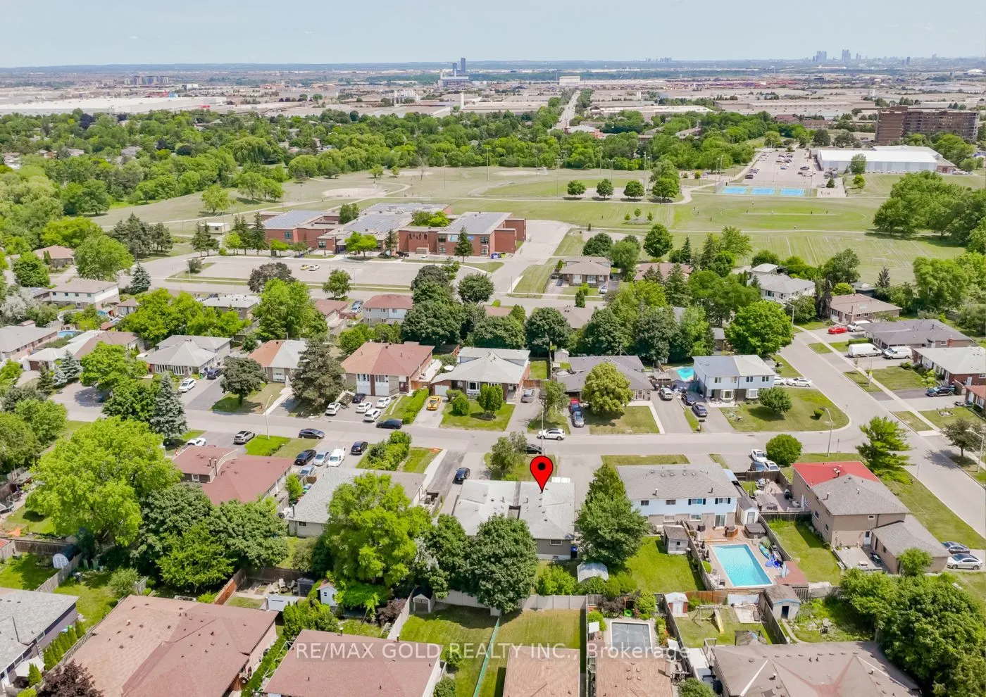 10 Edenridge Drive