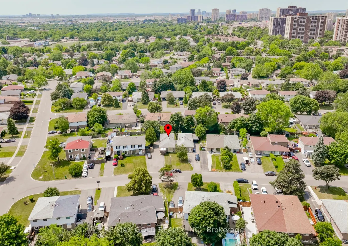 10 Edenridge Drive