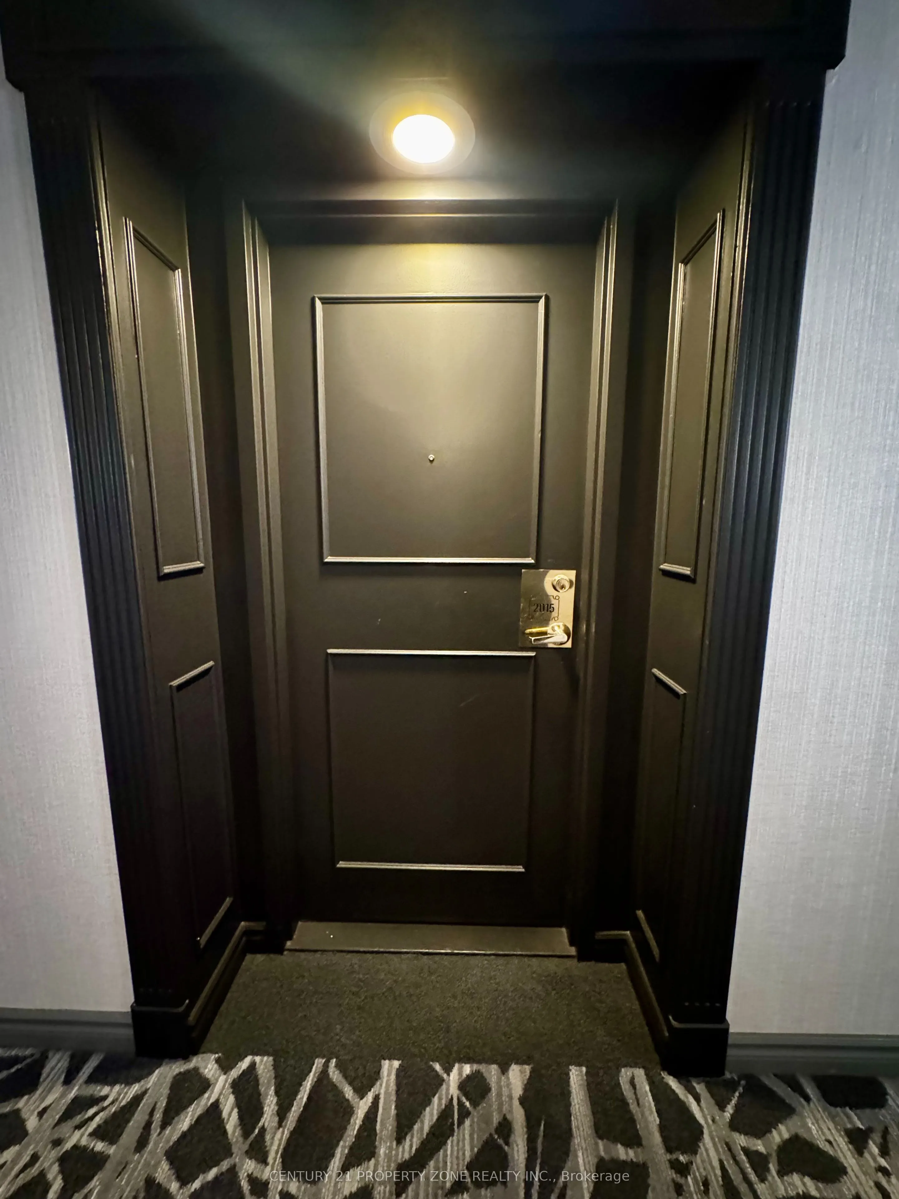 115 Hillcrest Avenue, #2015