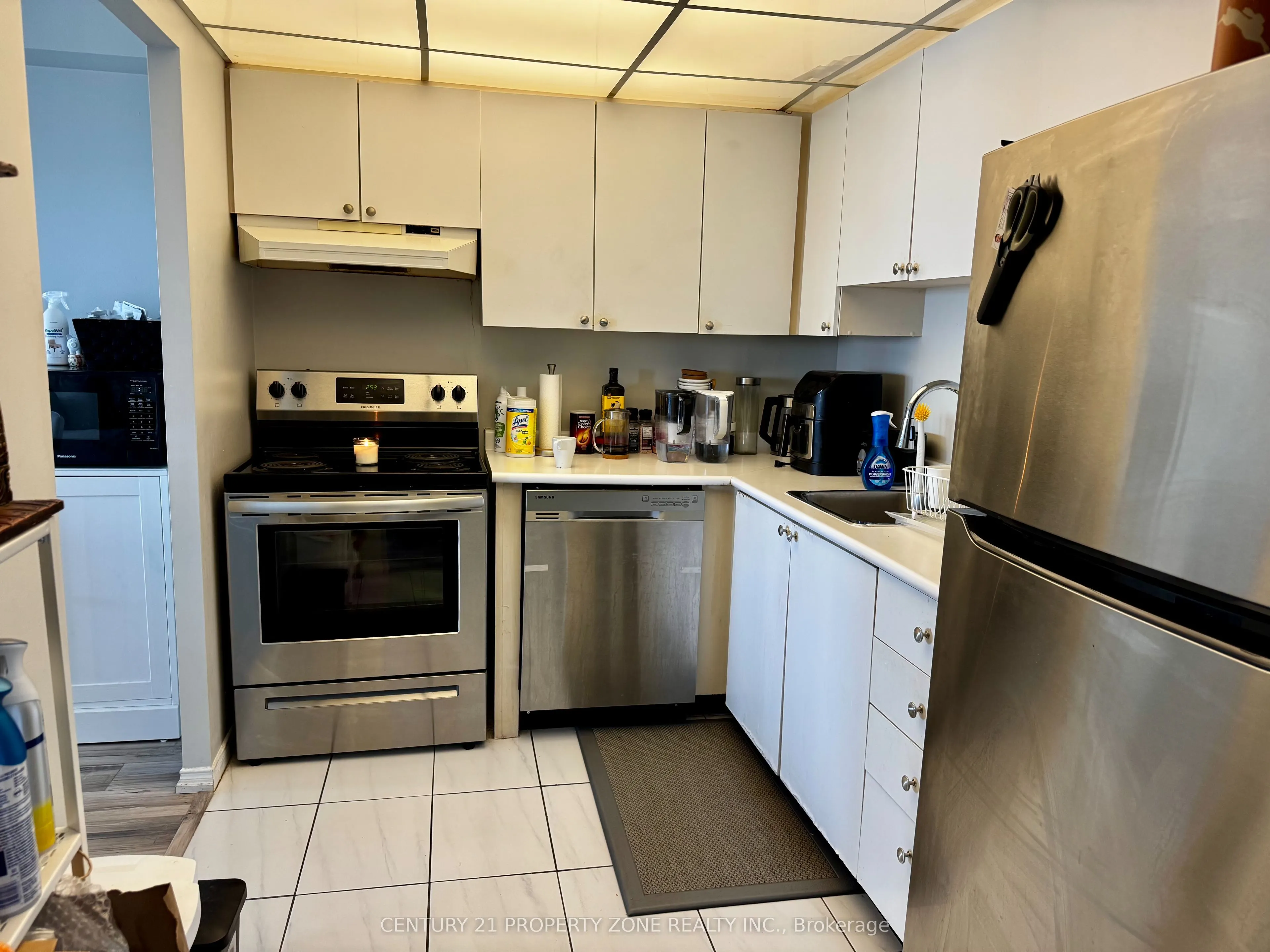 115 Hillcrest Avenue, #2015