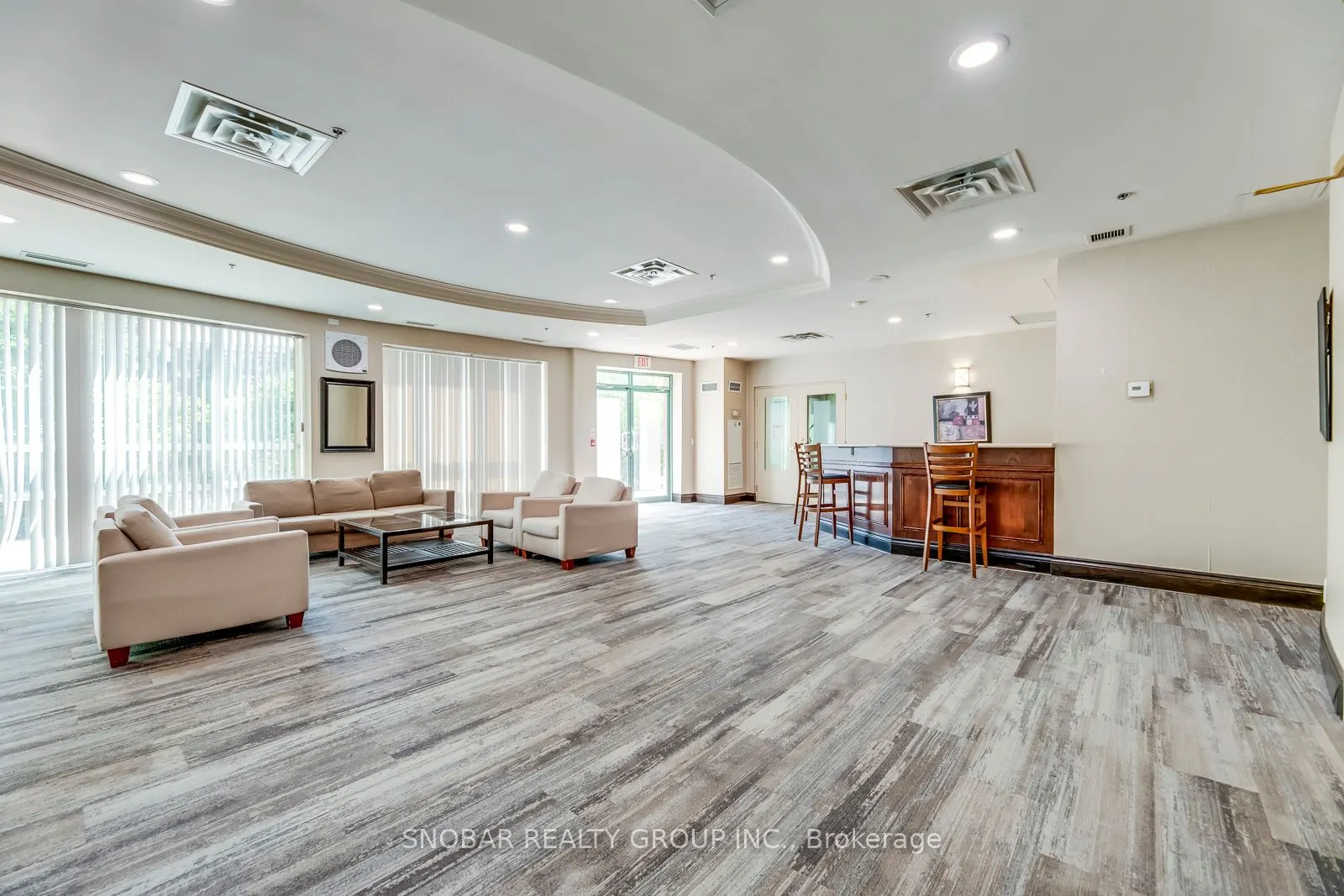 7 Michael Power Place, #1503