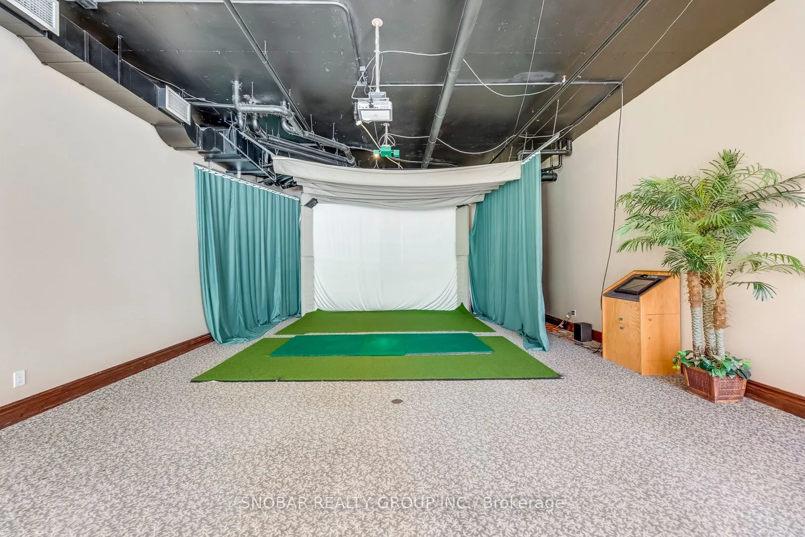 7 Michael Power Place, #1503