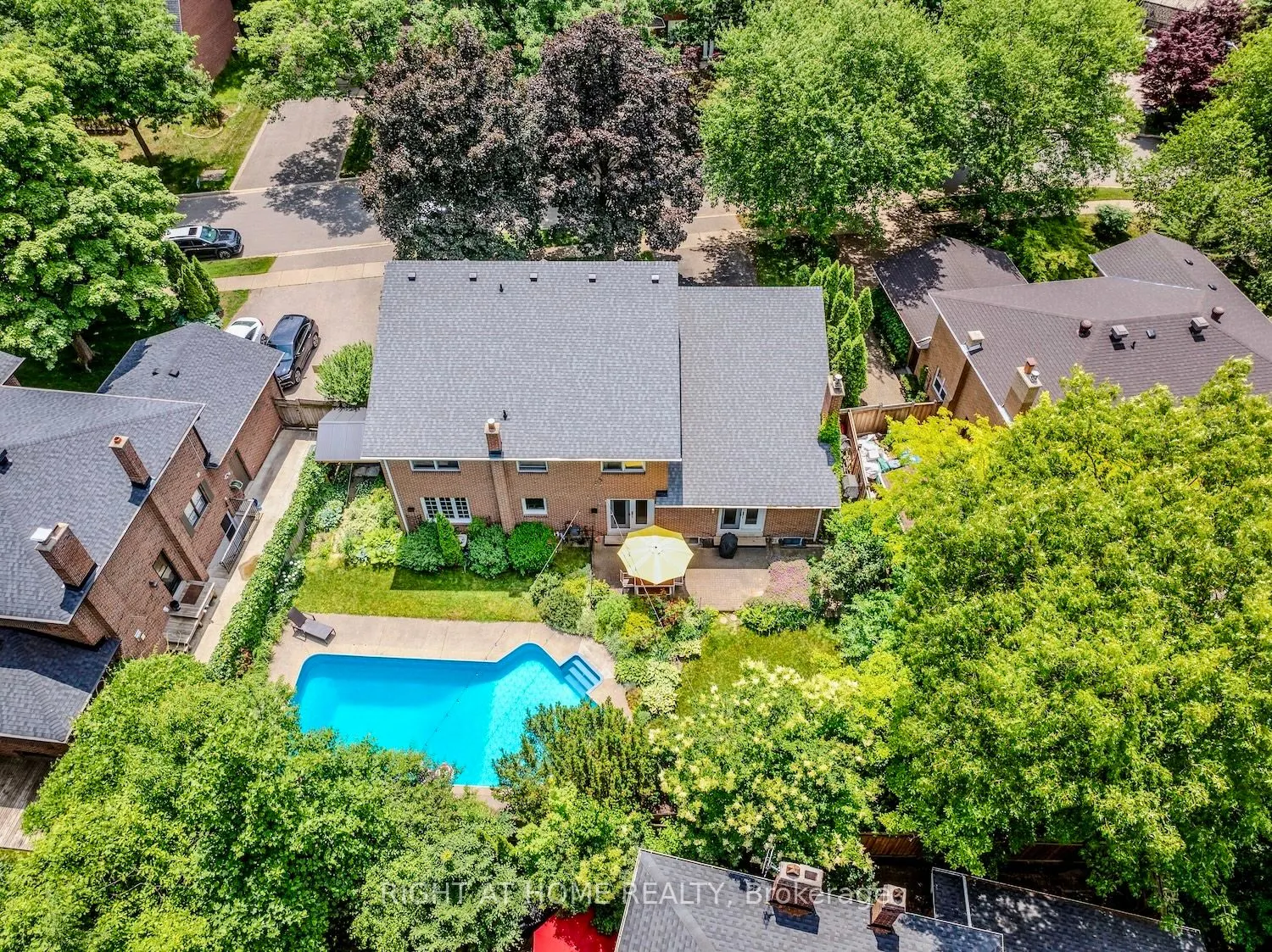 1456 Ballyclare Drive