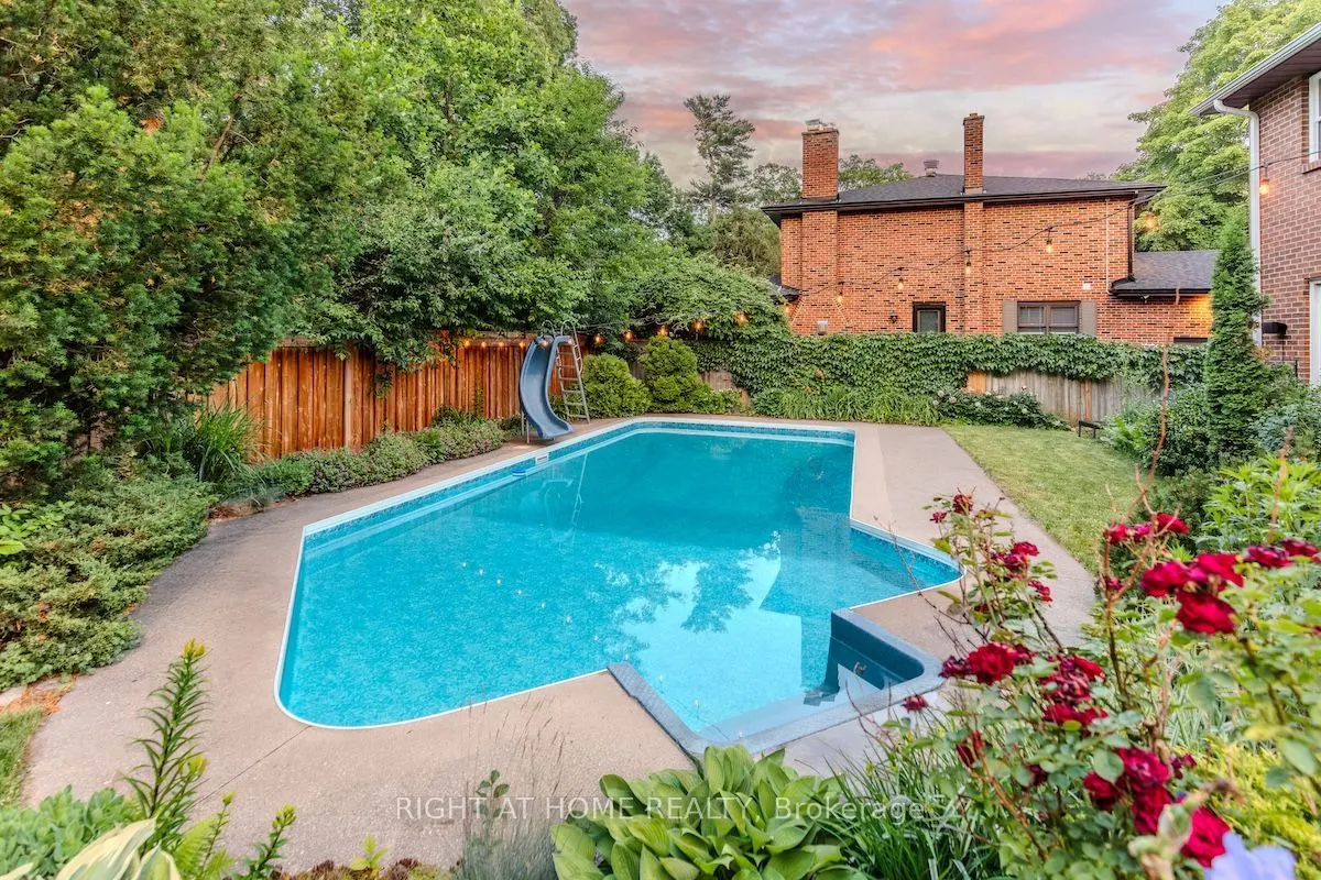 1456 Ballyclare Drive