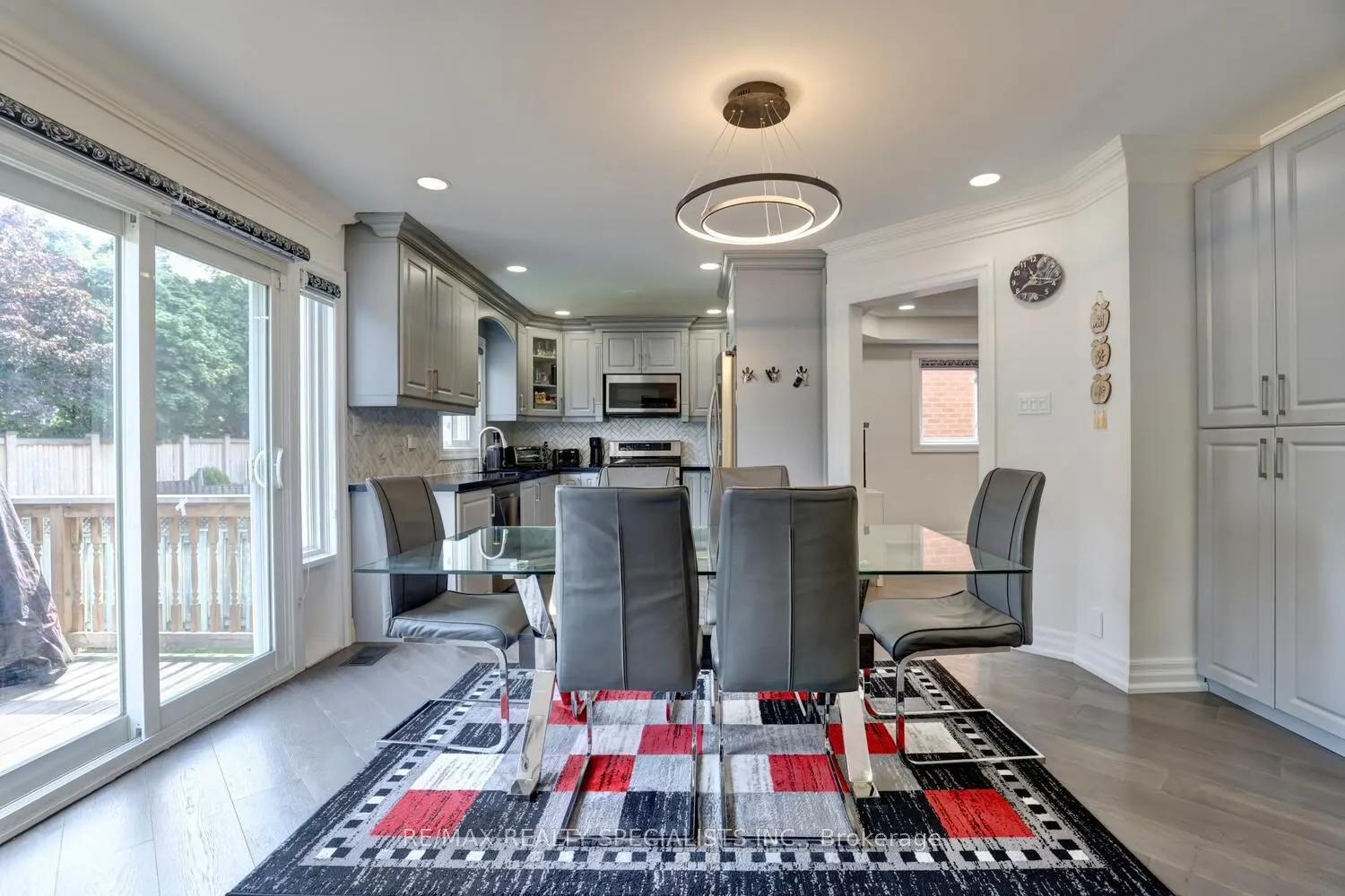 2615 Comet Court