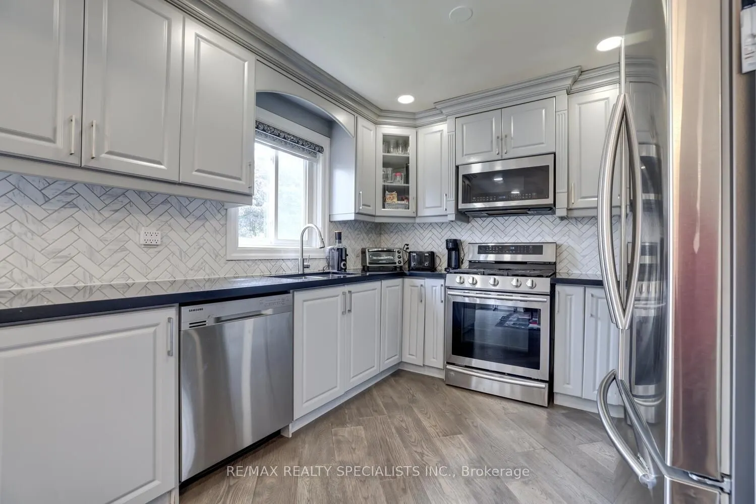 2615 Comet Court
