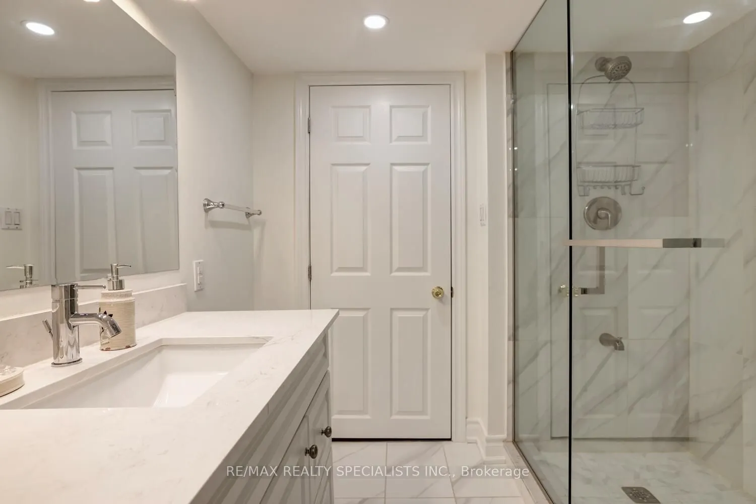 2615 Comet Court