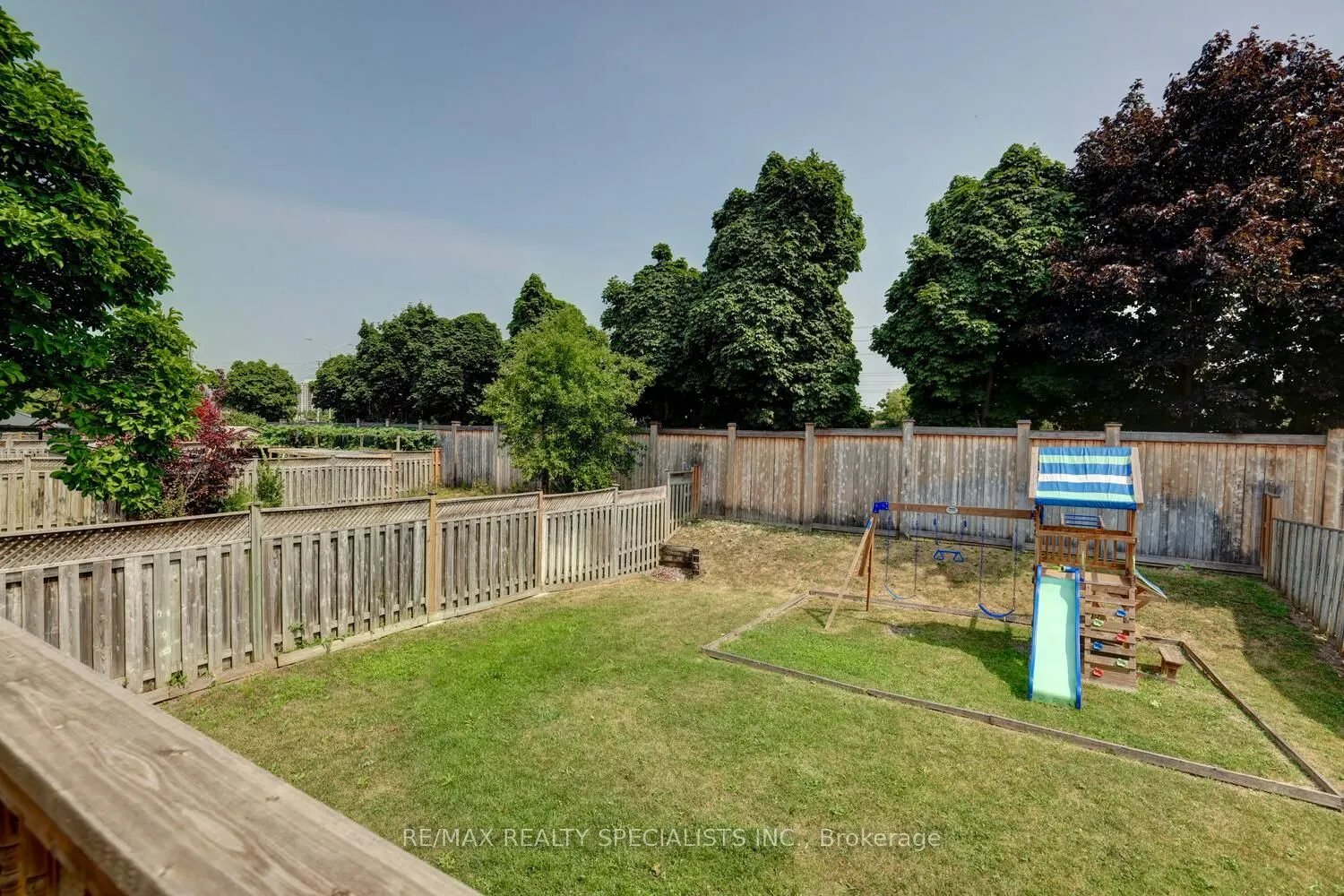 2615 Comet Court