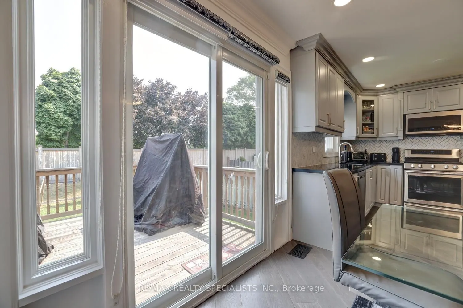 2615 Comet Court