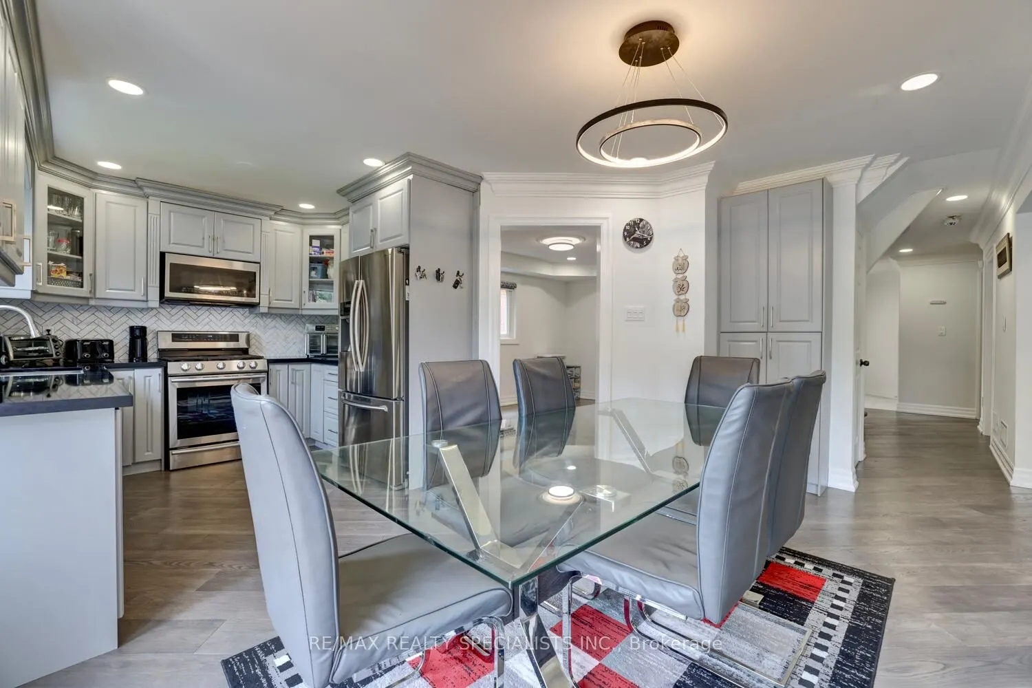 2615 Comet Court