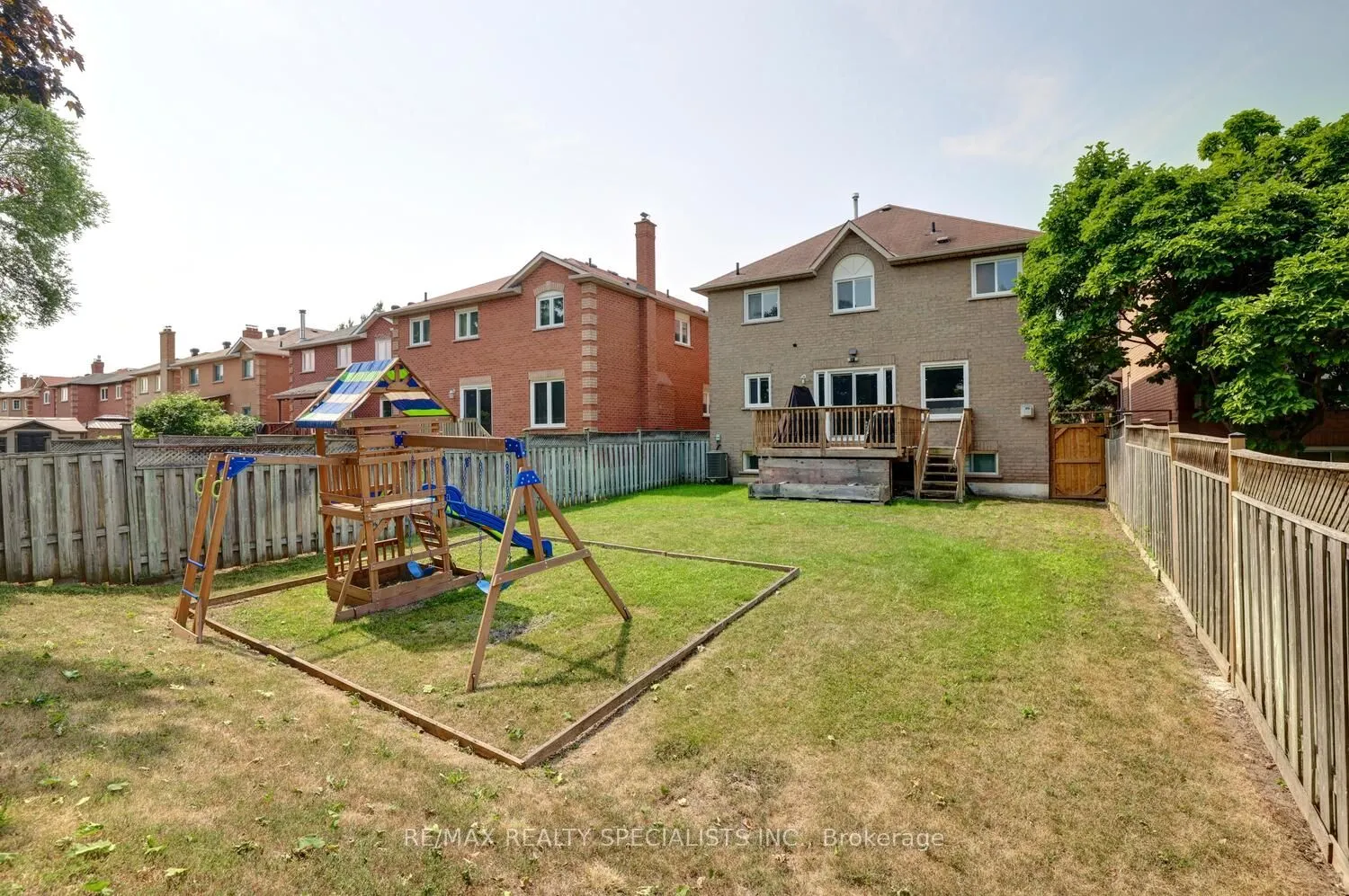 2615 Comet Court