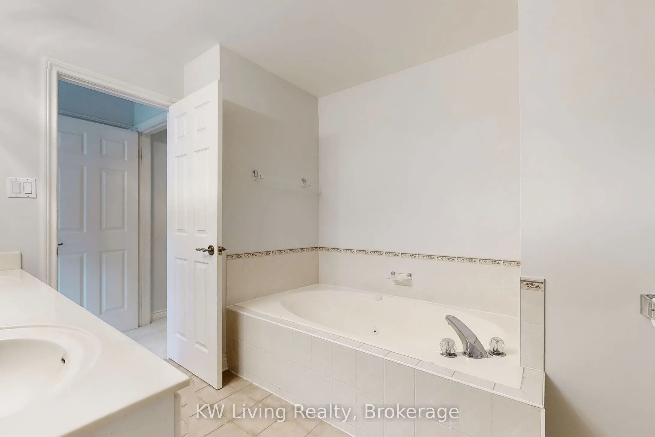 5490 Glen Erin Drive, #35