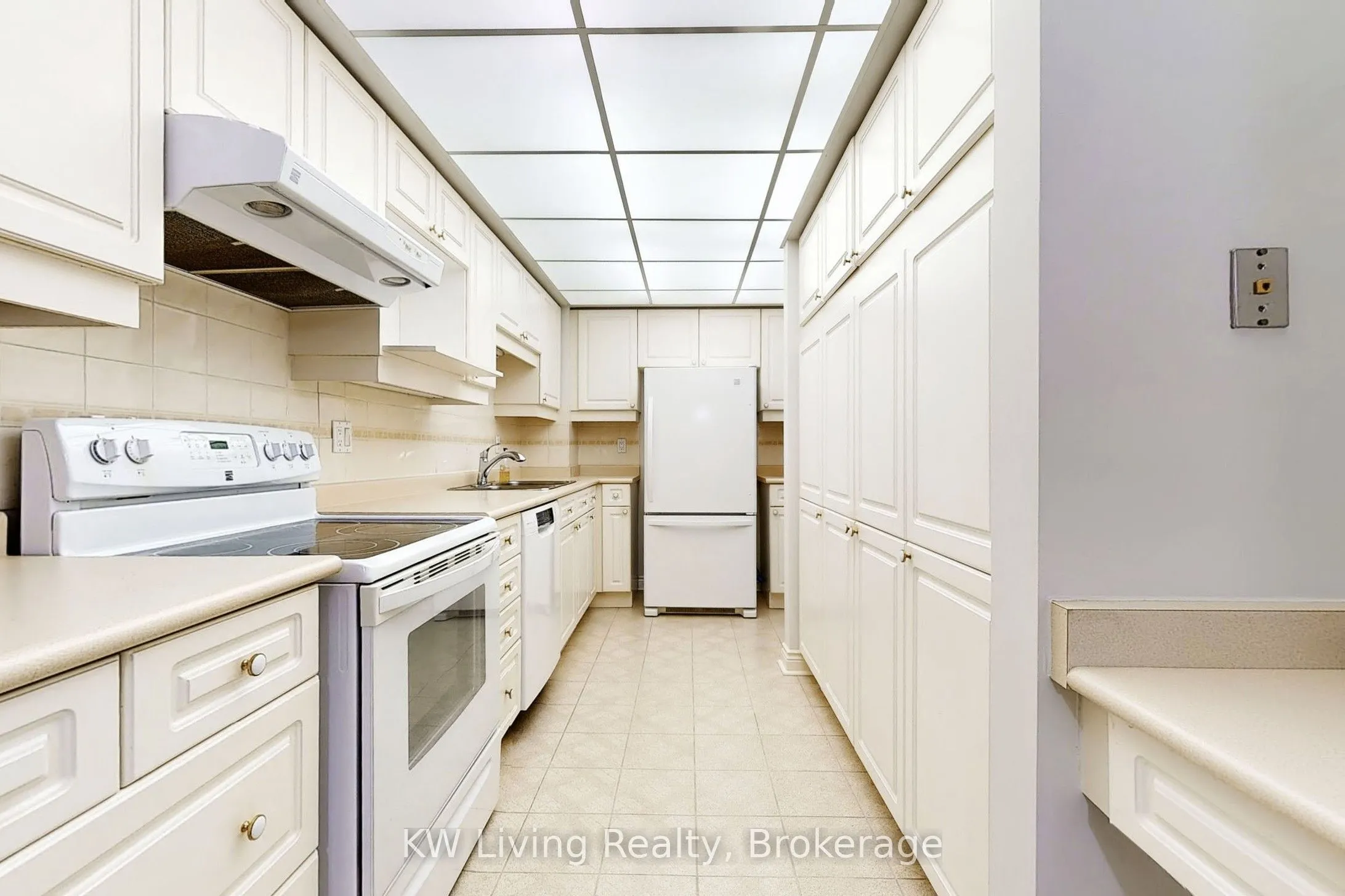 5490 Glen Erin Drive, #35