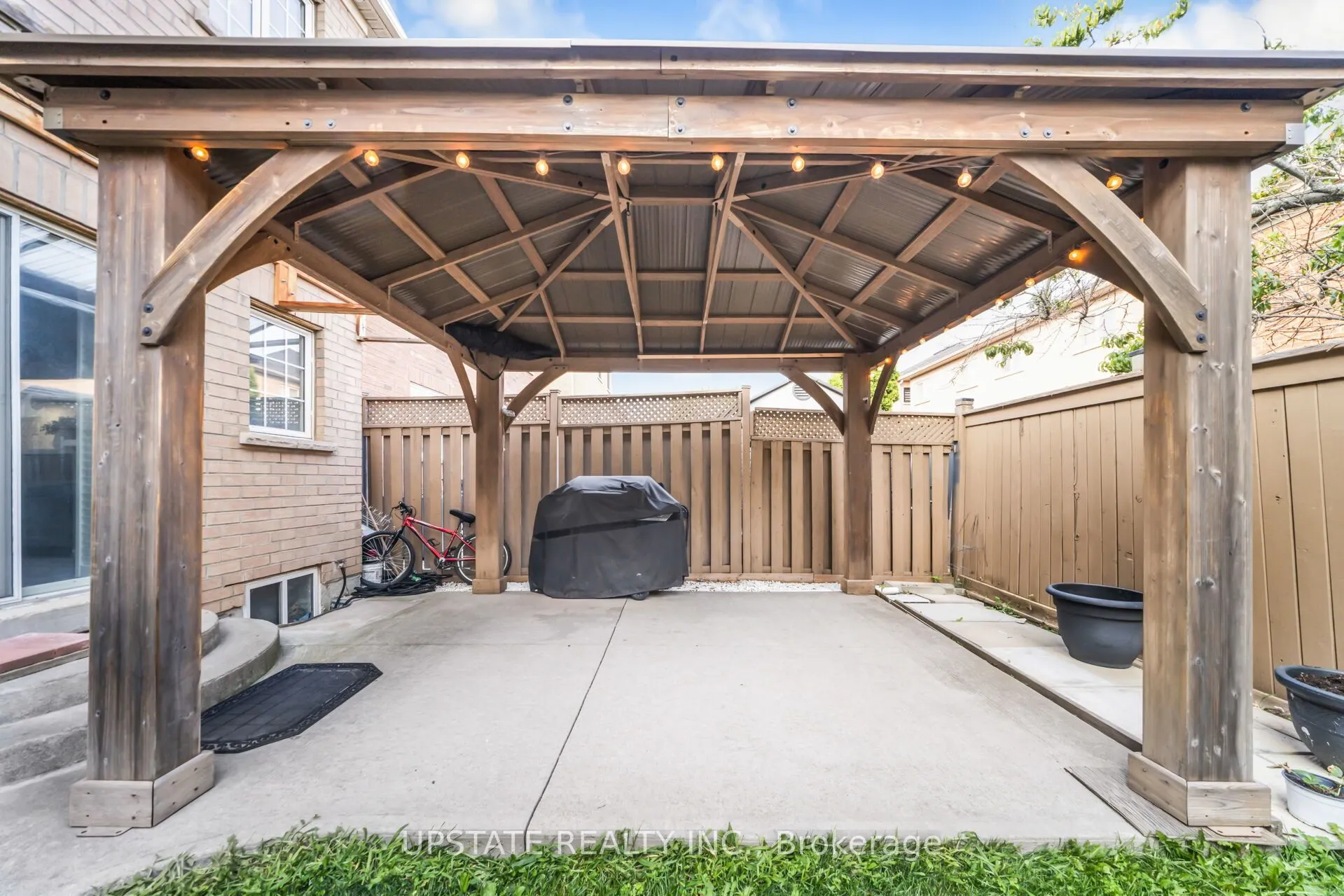 48 Clementine Drive