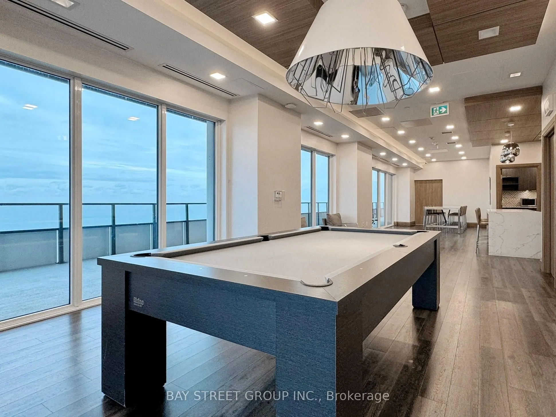 30 Shore Breeze Drive, #Lph07A