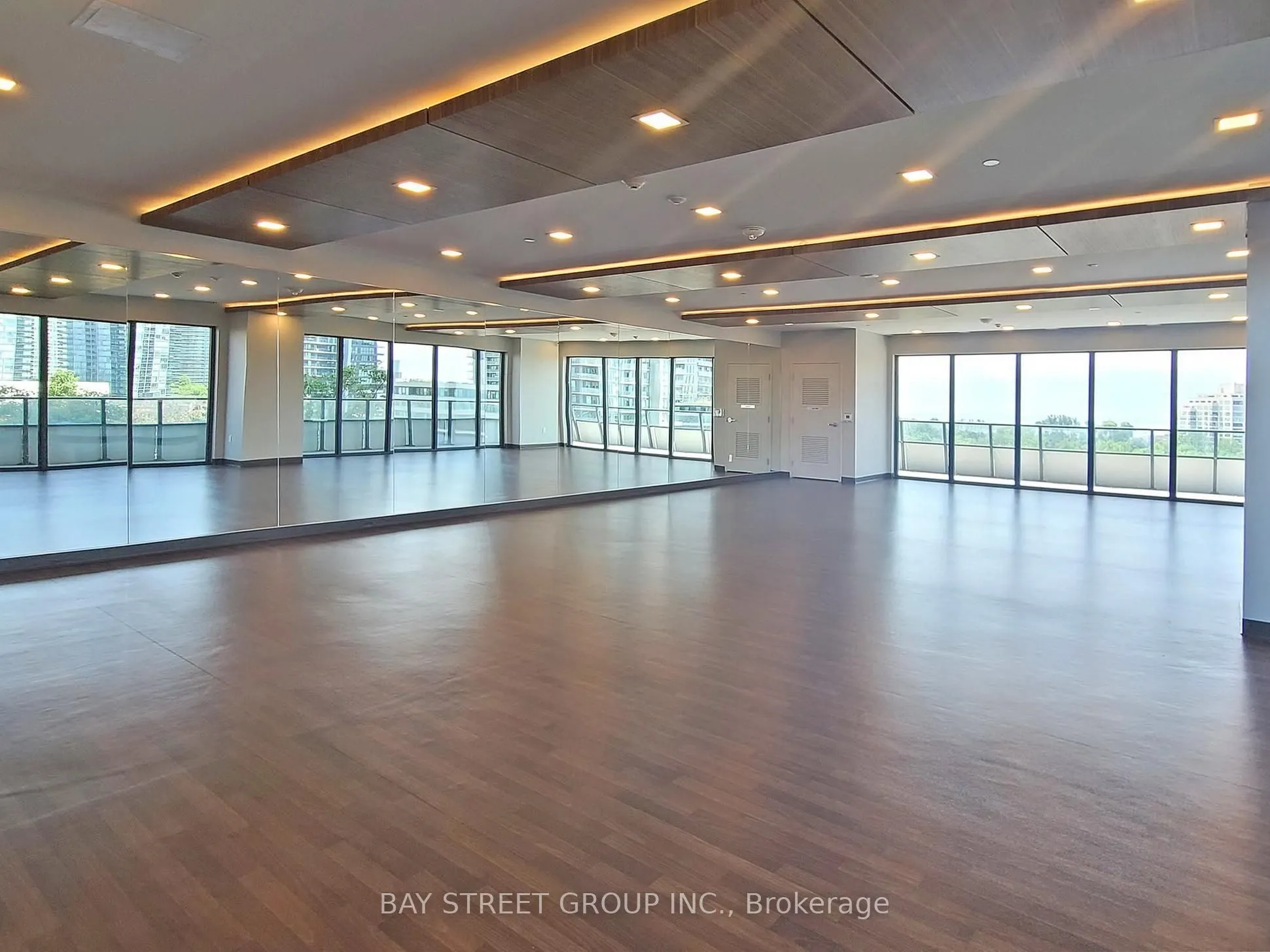 30 Shore Breeze Drive, #Lph07A