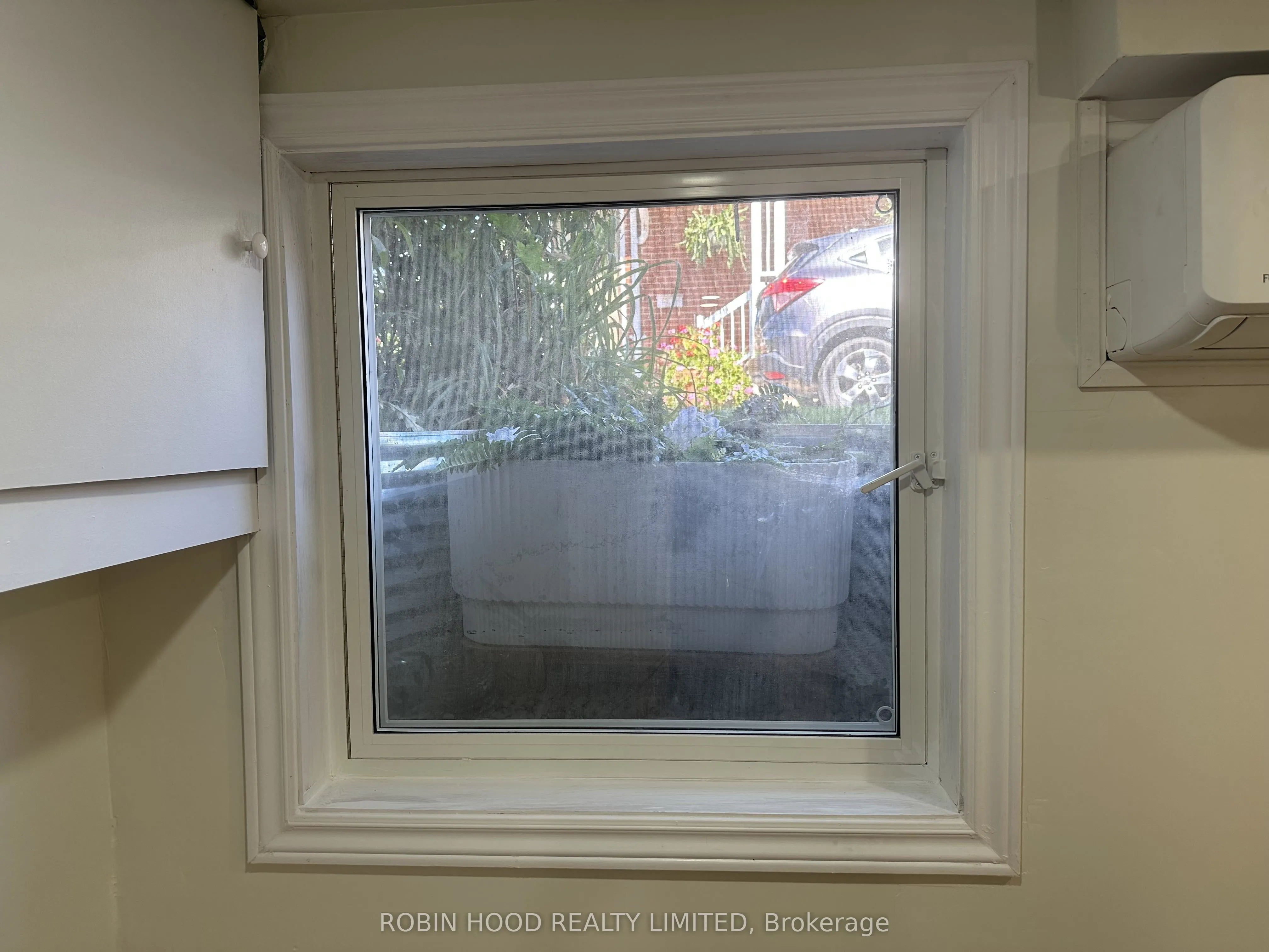 9 Boreal Road