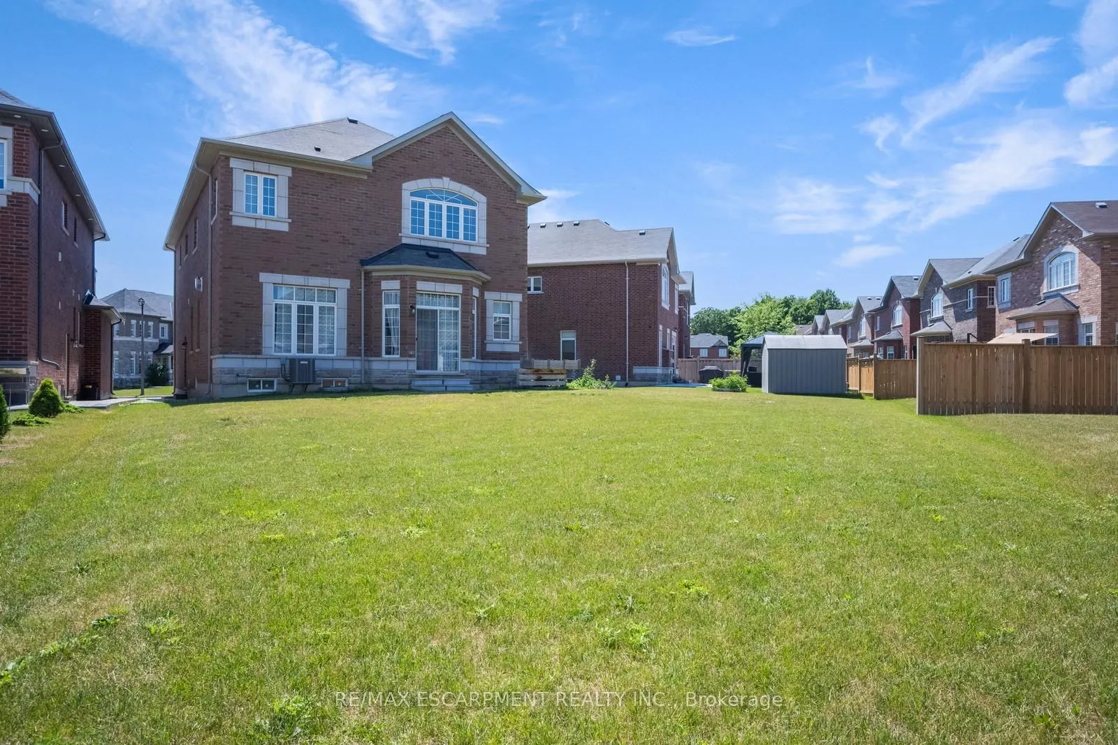 232 Niagara Trail